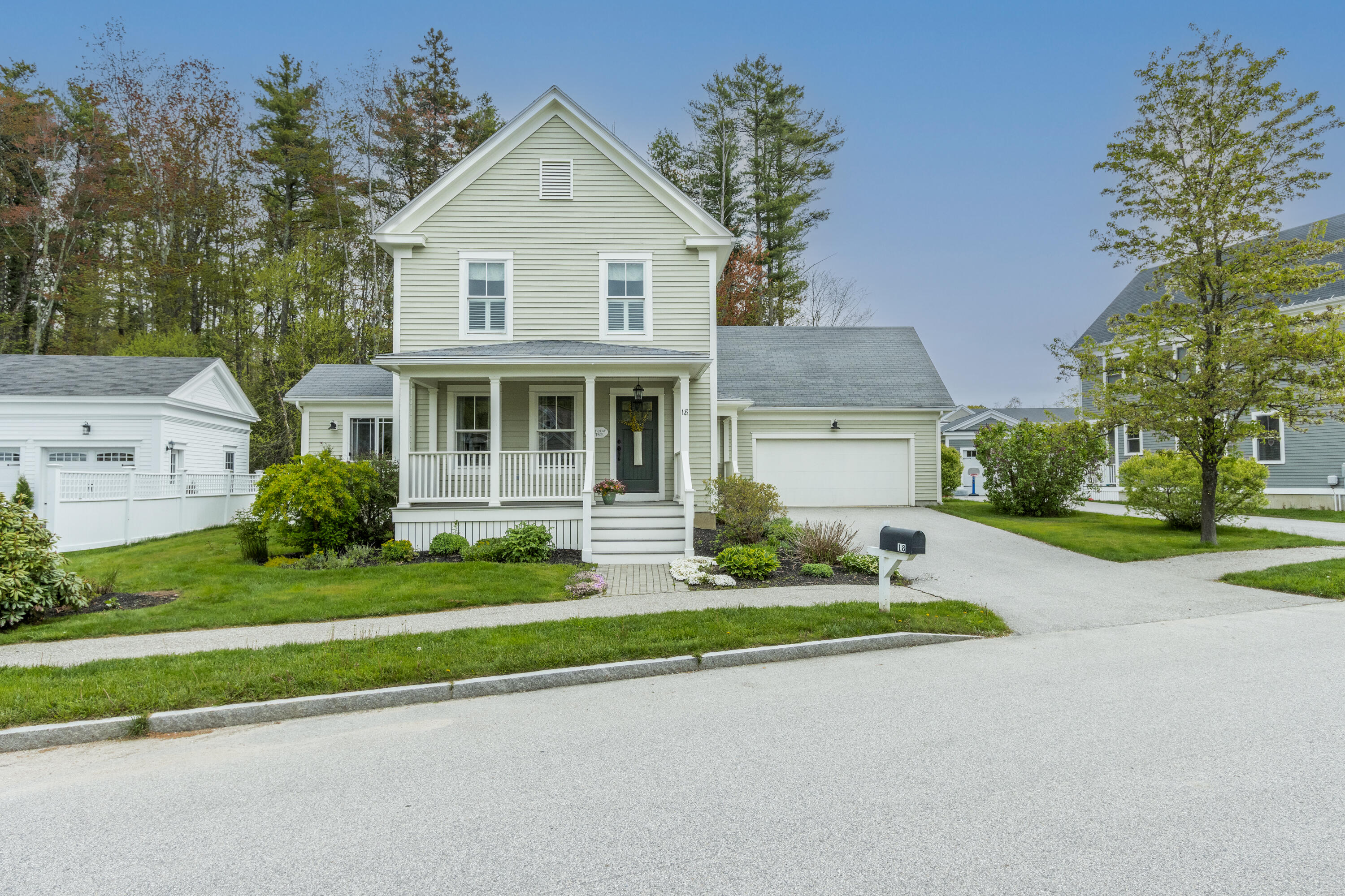 18 Ballantyne Drive