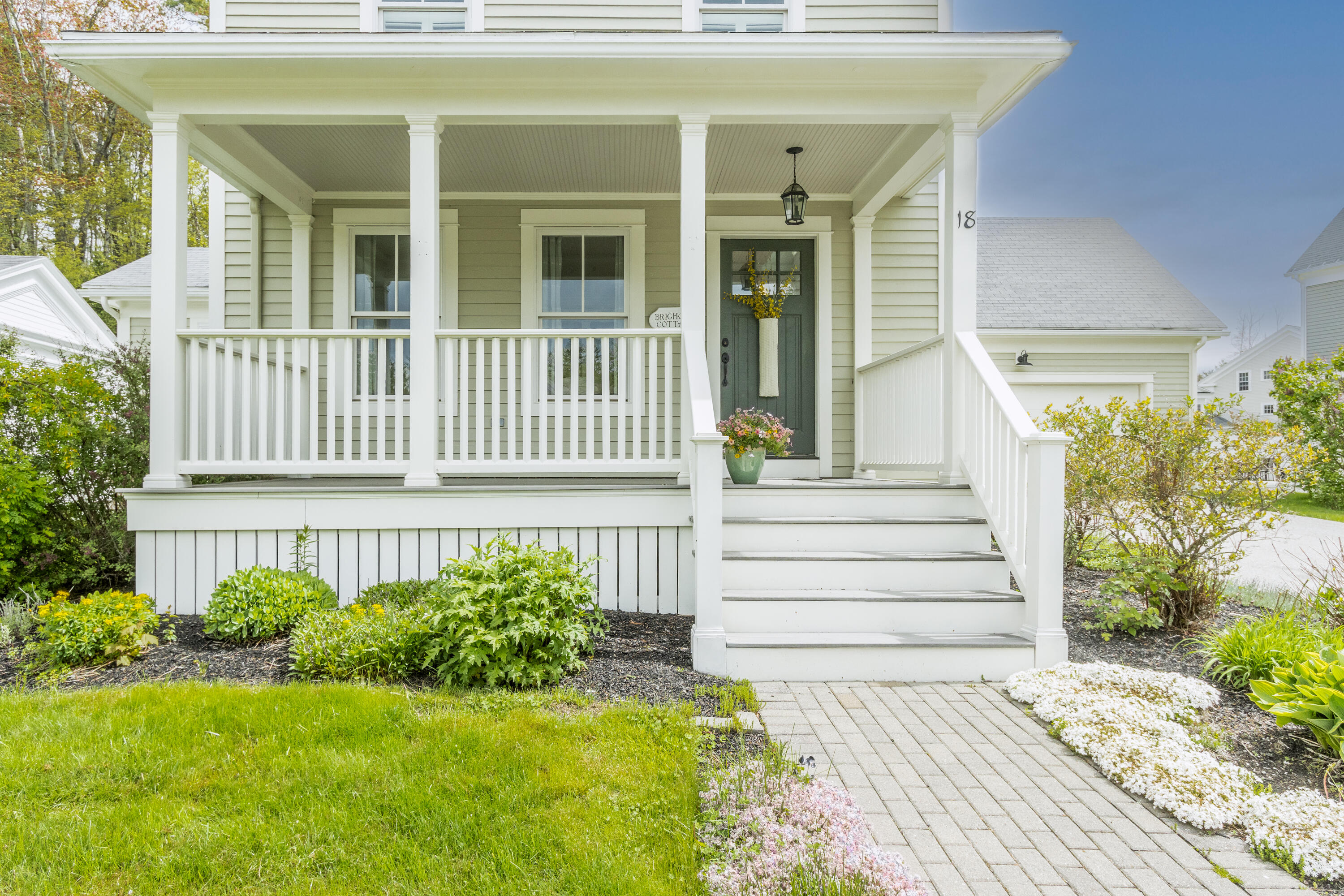 18 Ballantyne Drive