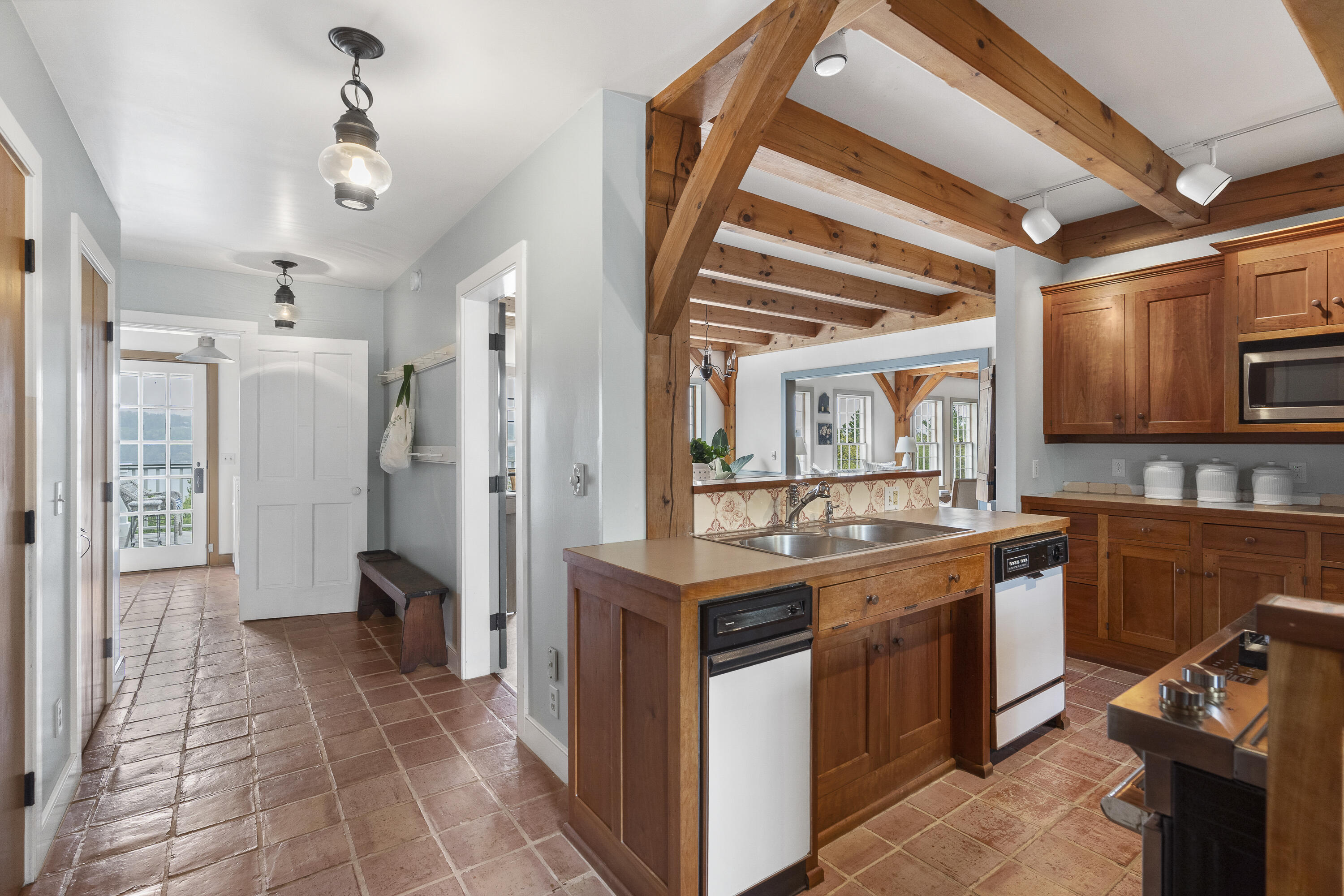 200 Captain John Parker Road