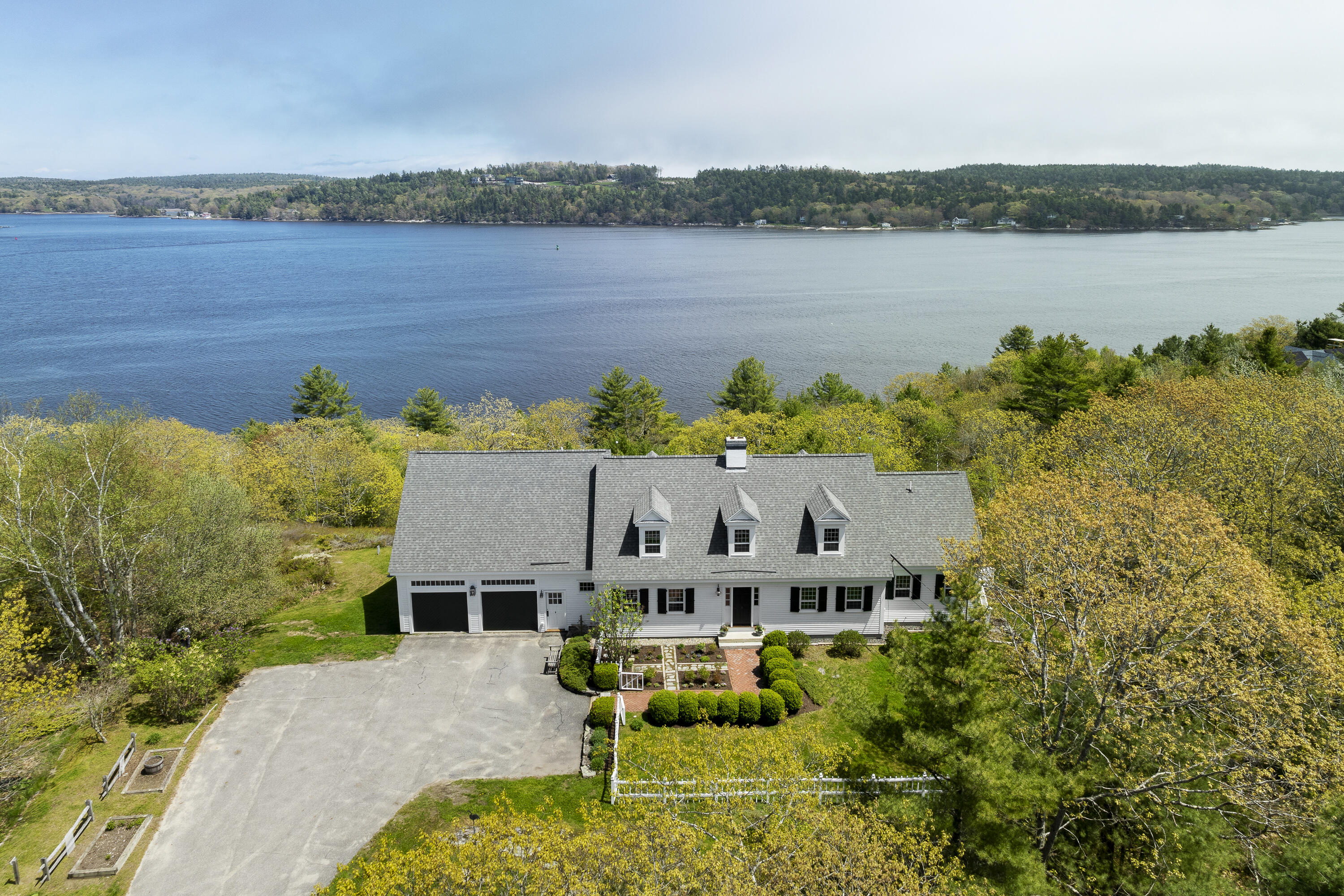 200 Captain John Parker Road