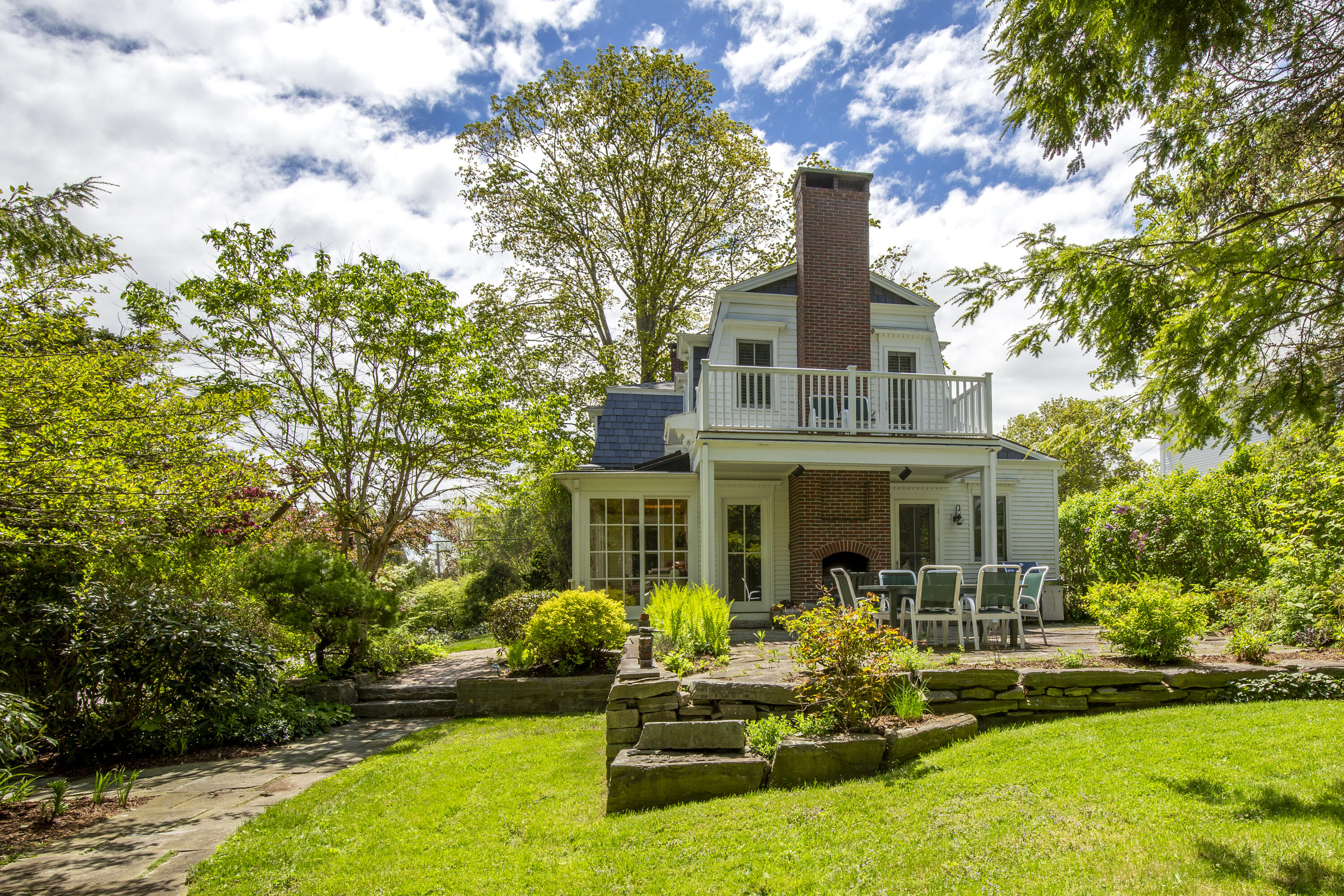 37 Mountain Street
