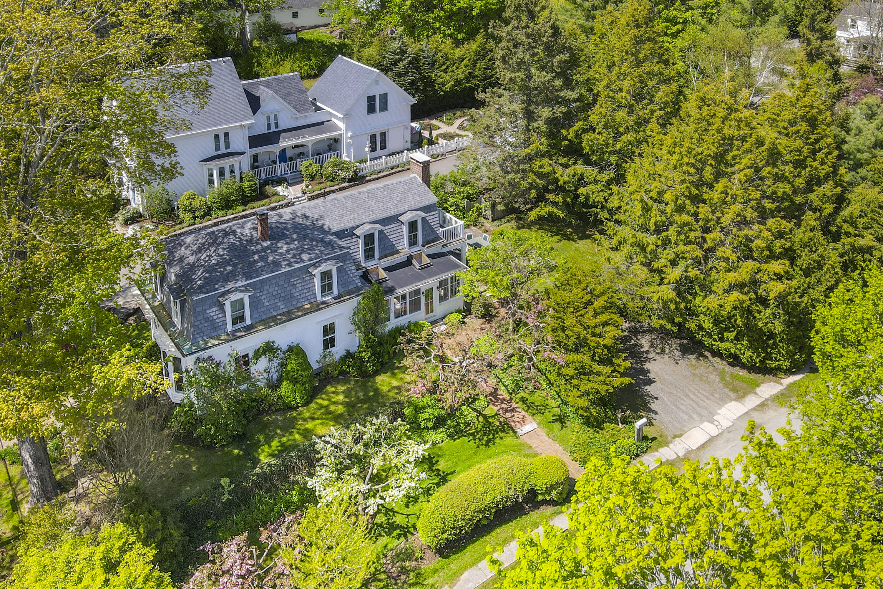 37 Mountain Street