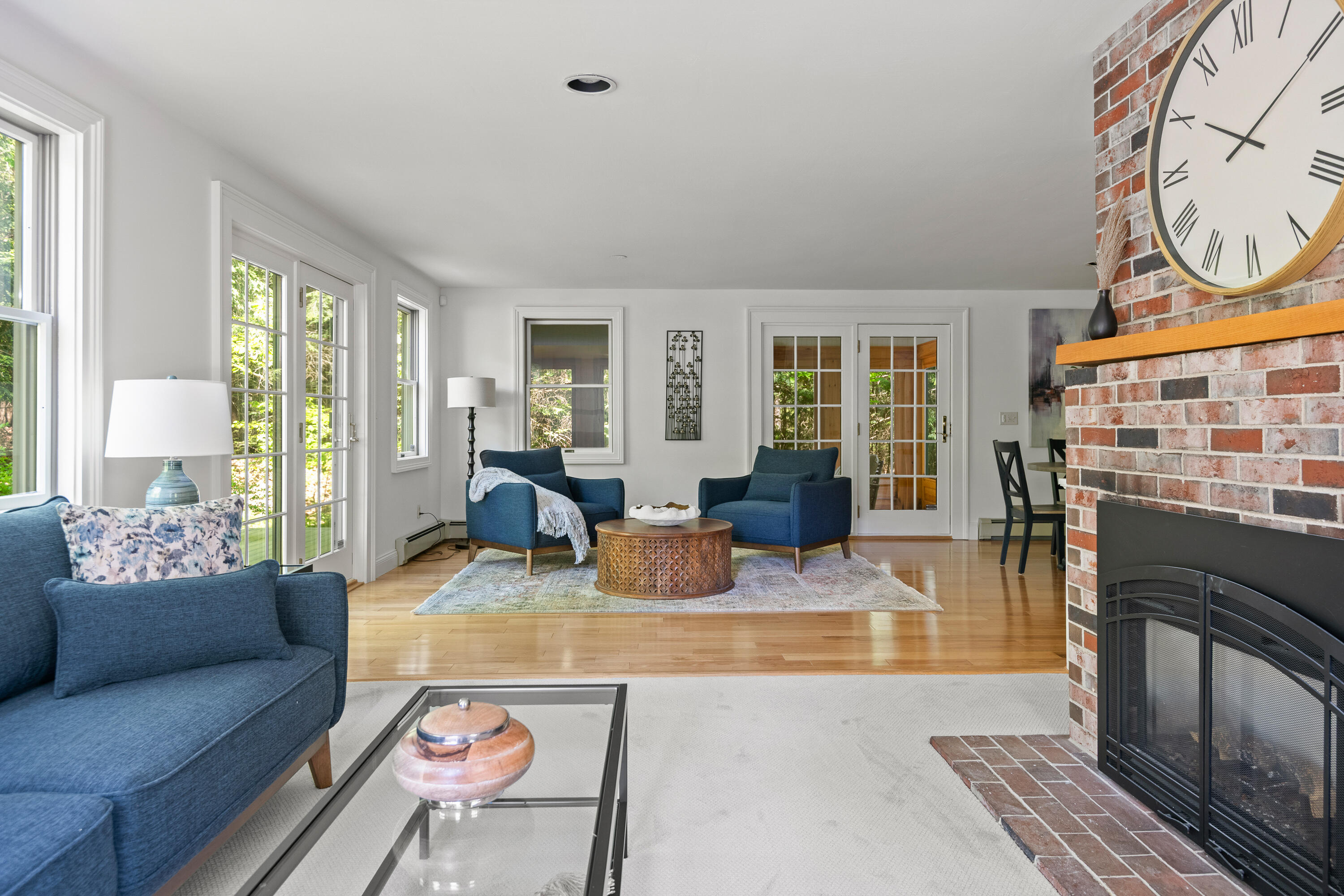 19 Colonial Drive