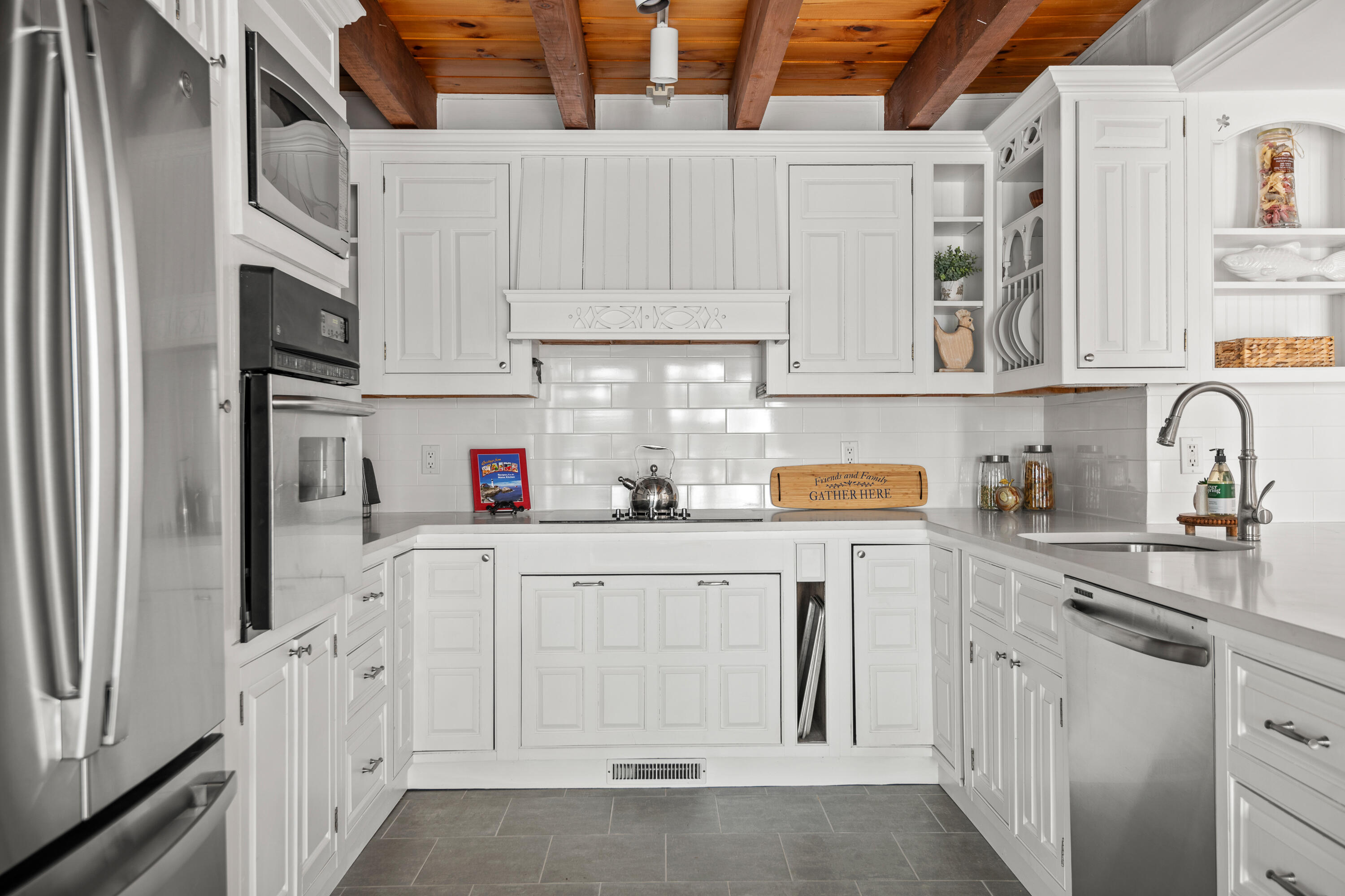 326 Mountain Road