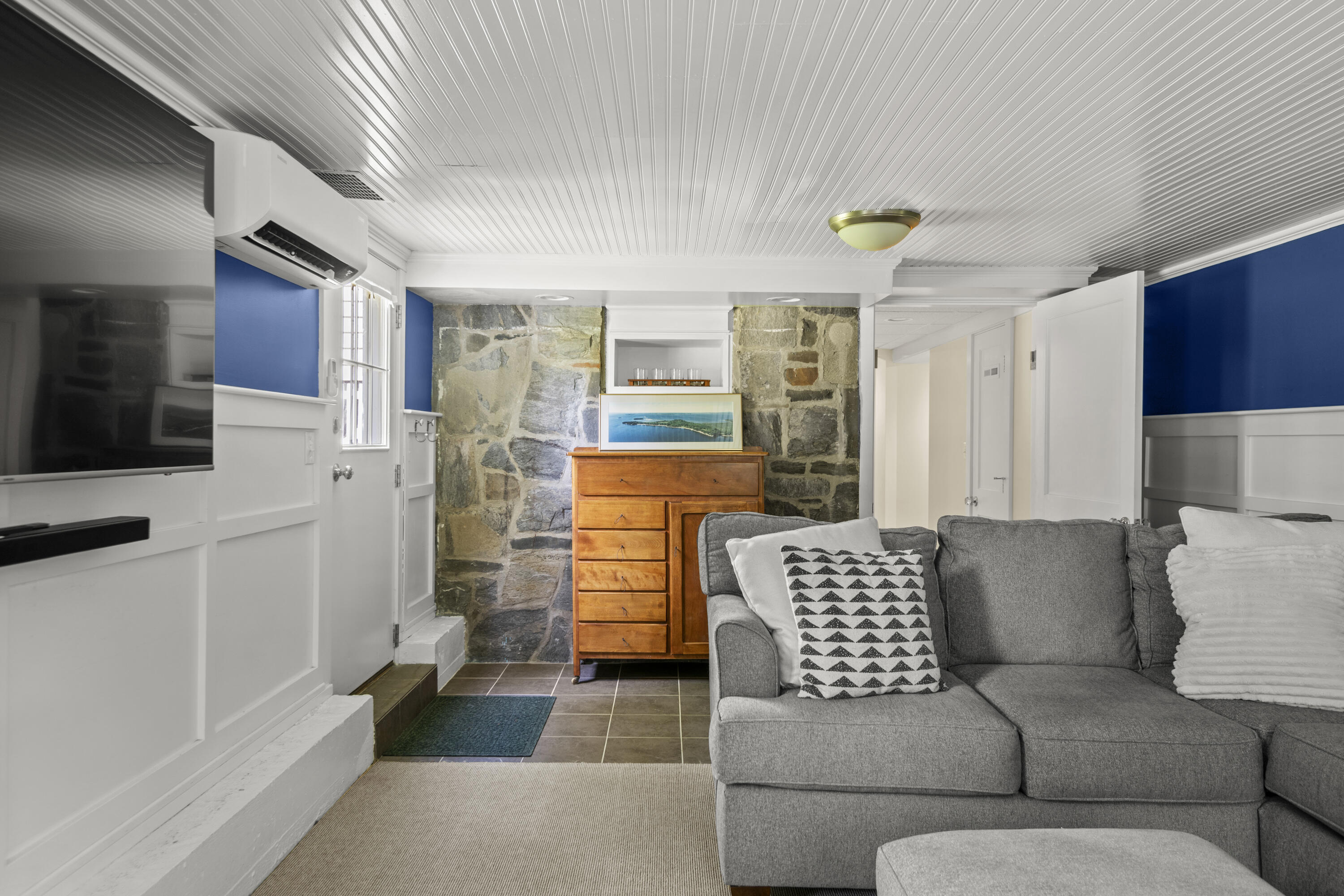 19 Rocky Hill Road