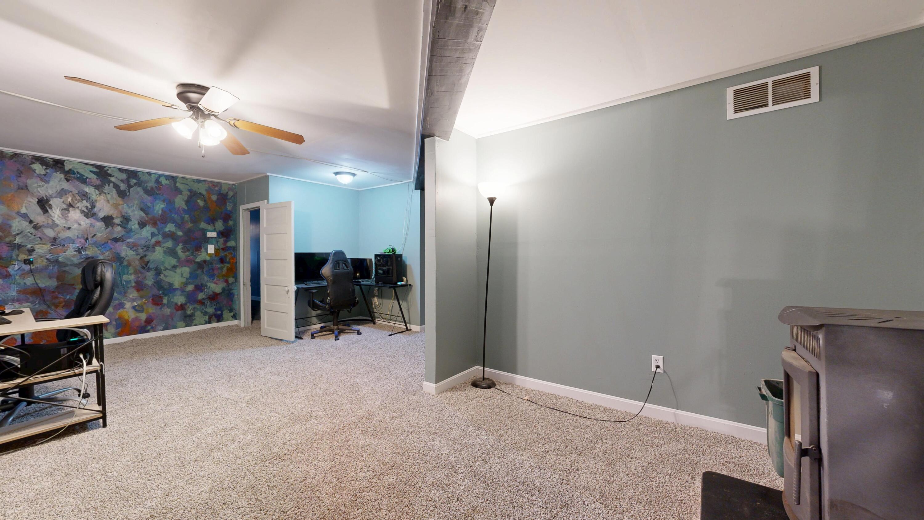 533 Pleasant Street