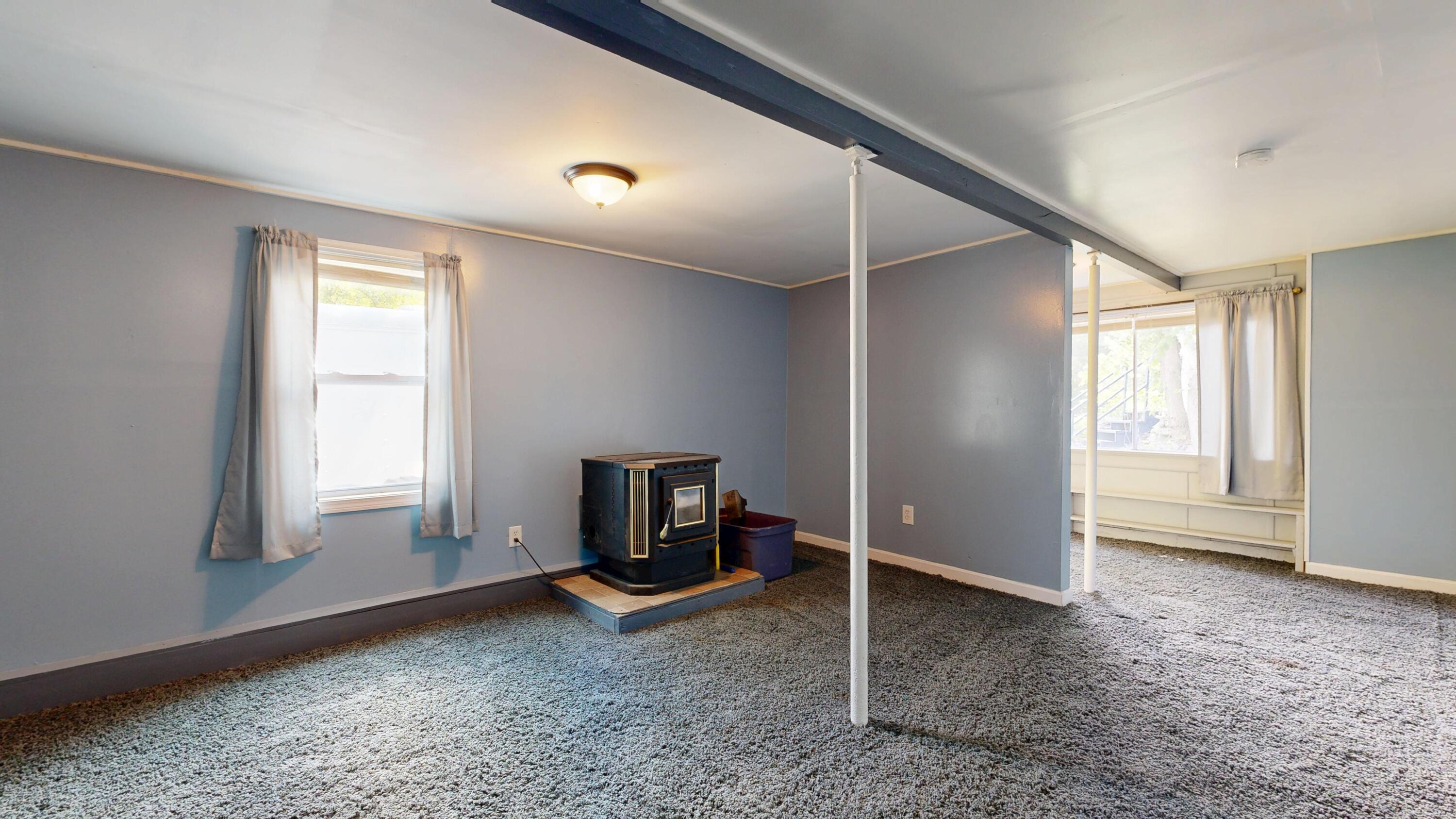 533 Pleasant Street