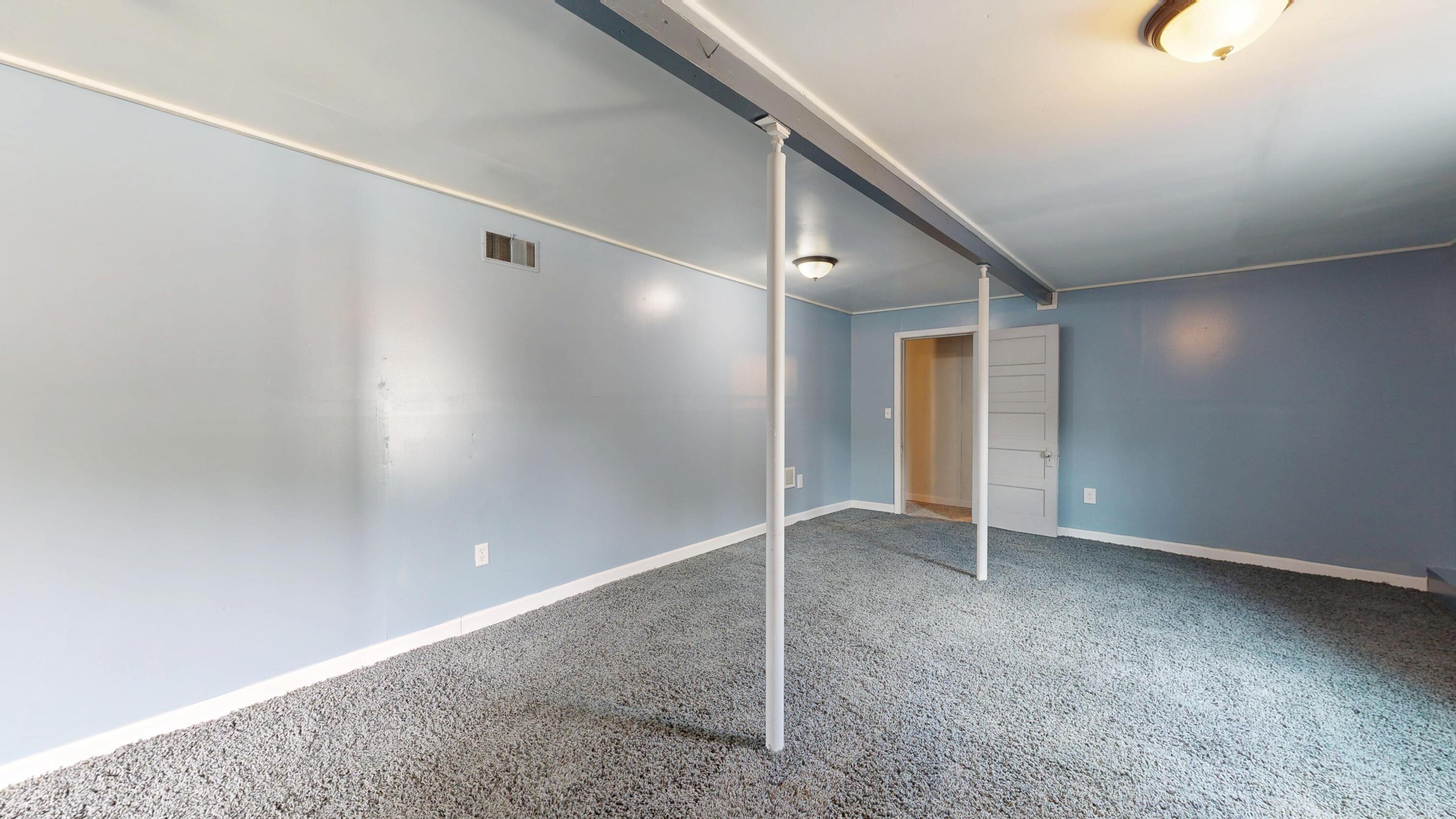 533 Pleasant Street