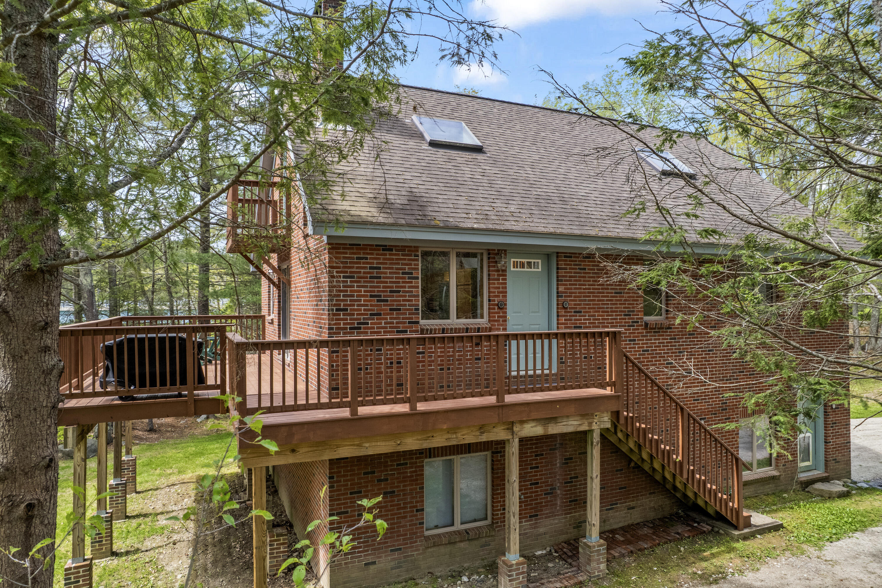 11 Pitch Pine Lane