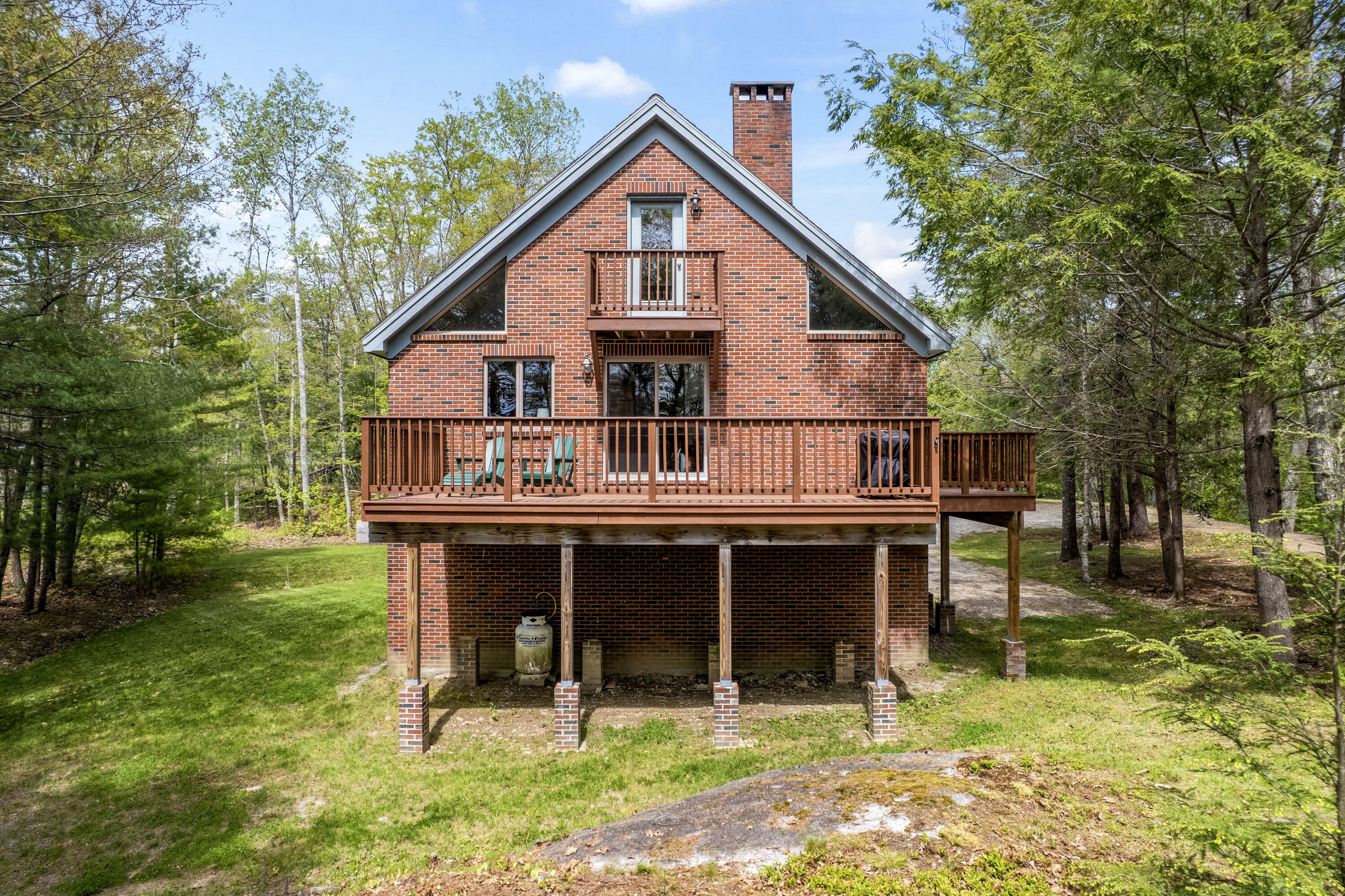 11 Pitch Pine Lane