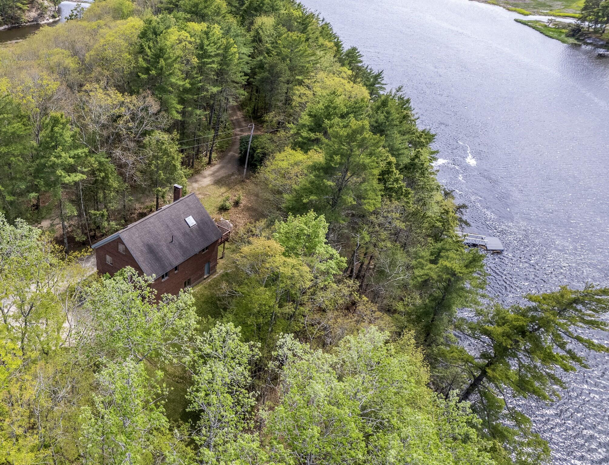 11 Pitch Pine Lane