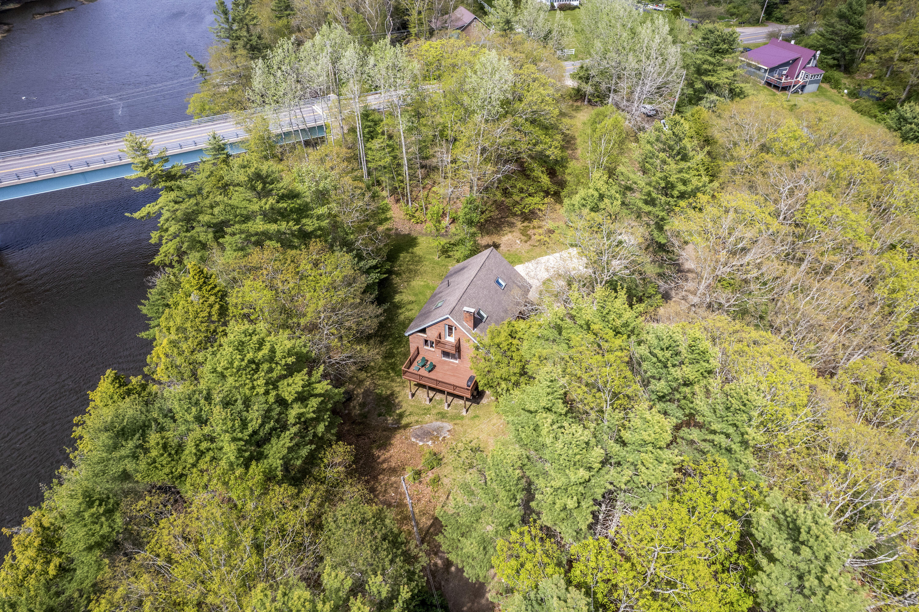 11 Pitch Pine Lane