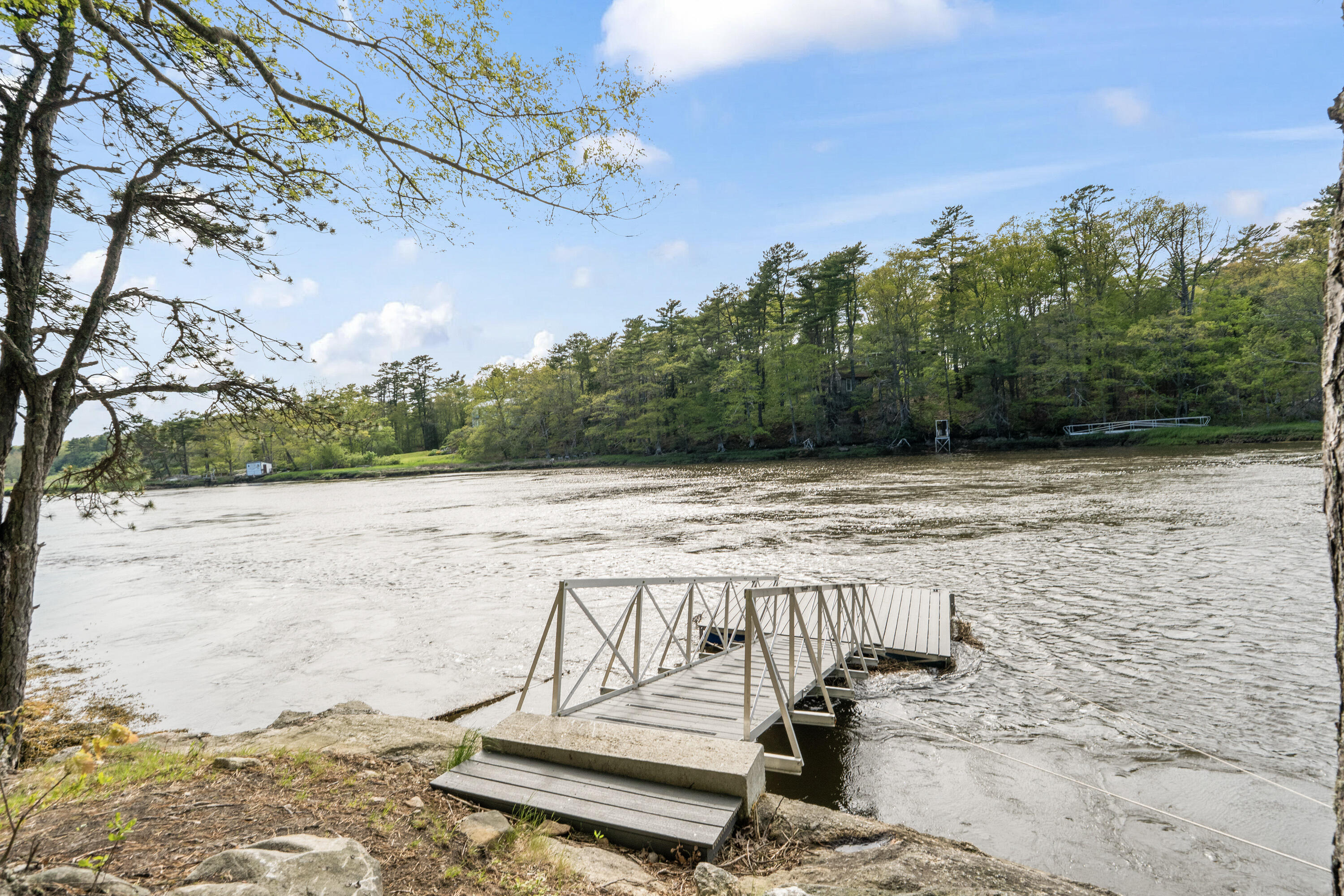 11 Pitch Pine Lane