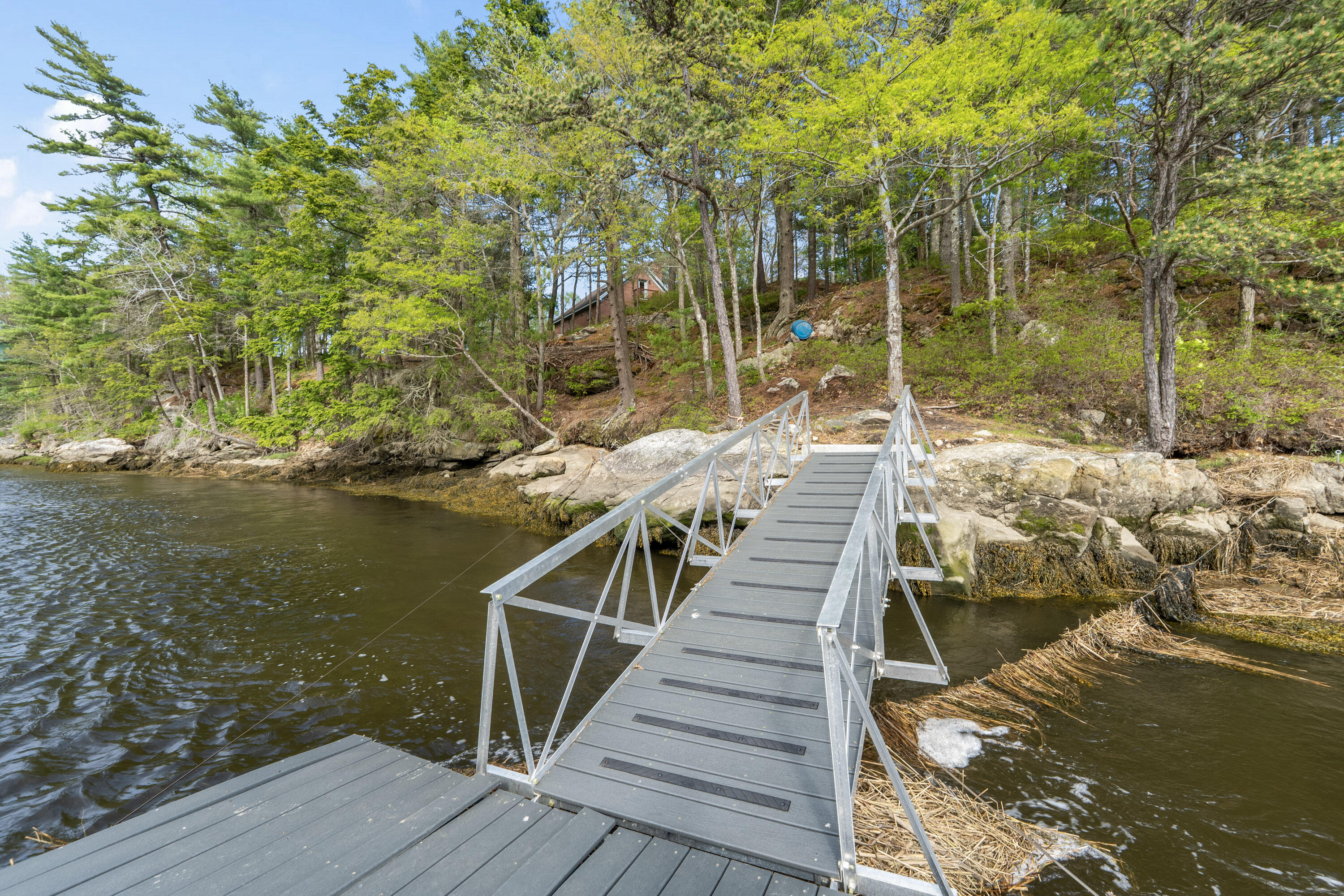 11 Pitch Pine Lane