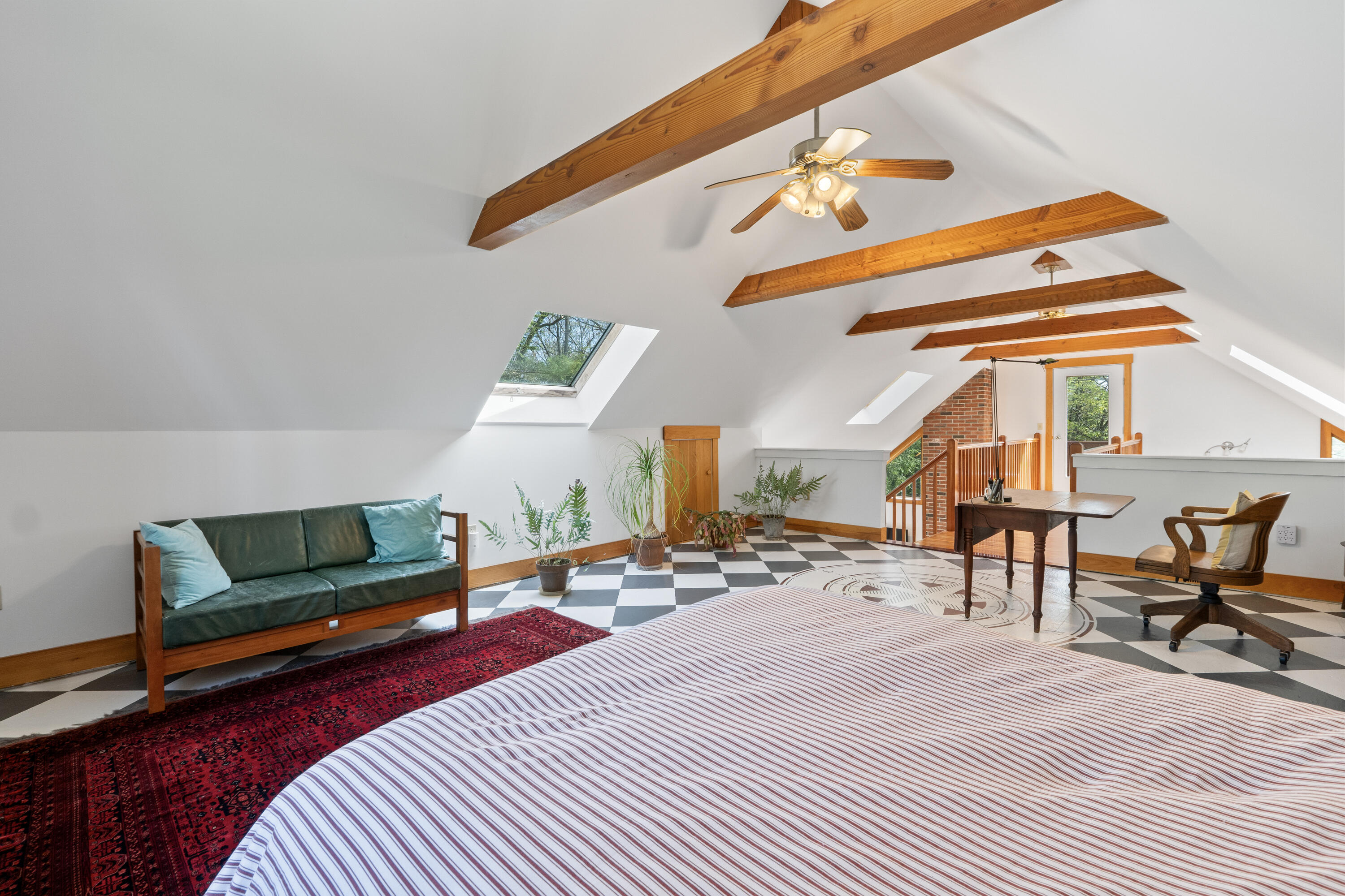 11 Pitch Pine Lane