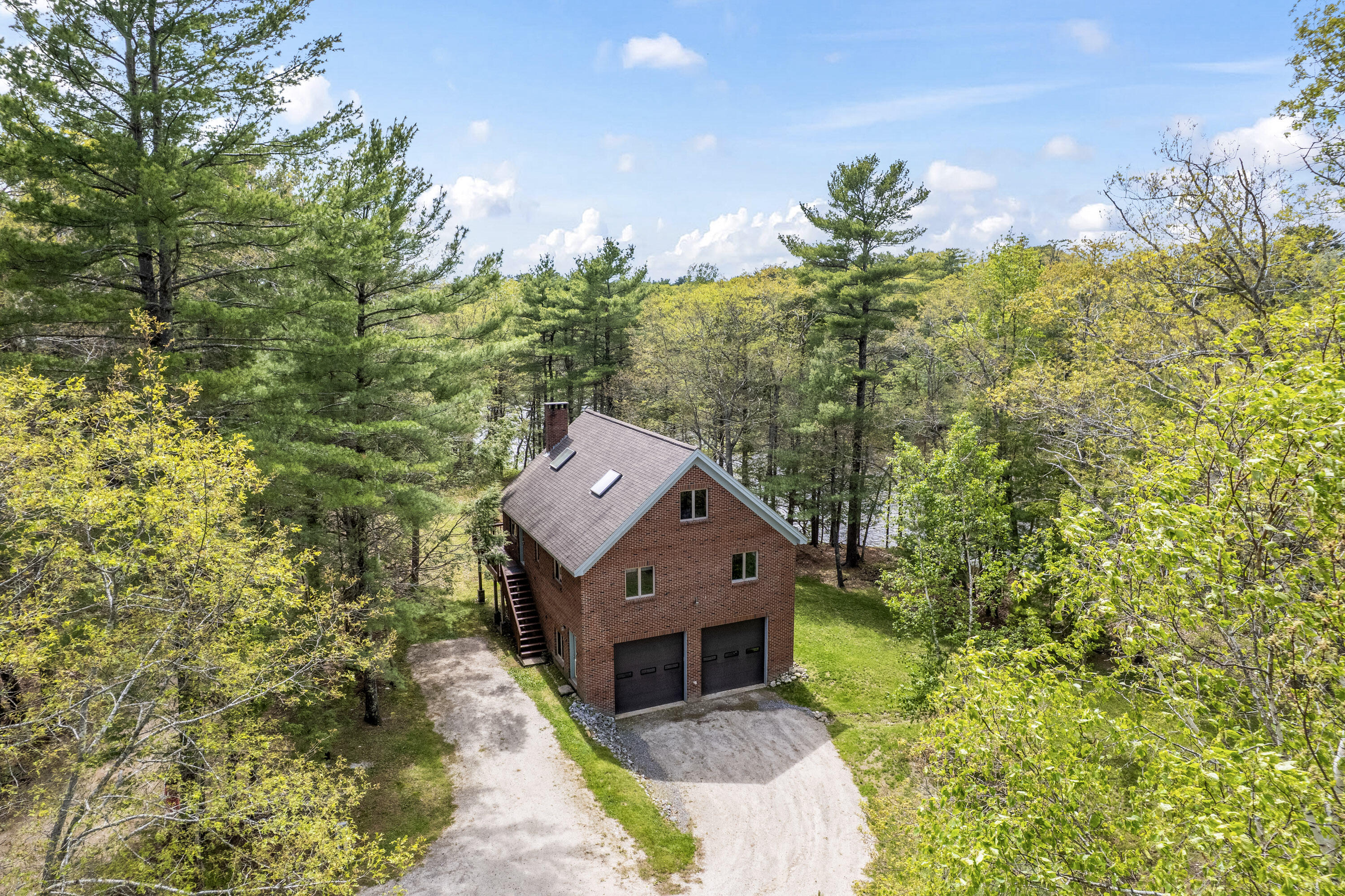 11 Pitch Pine Lane