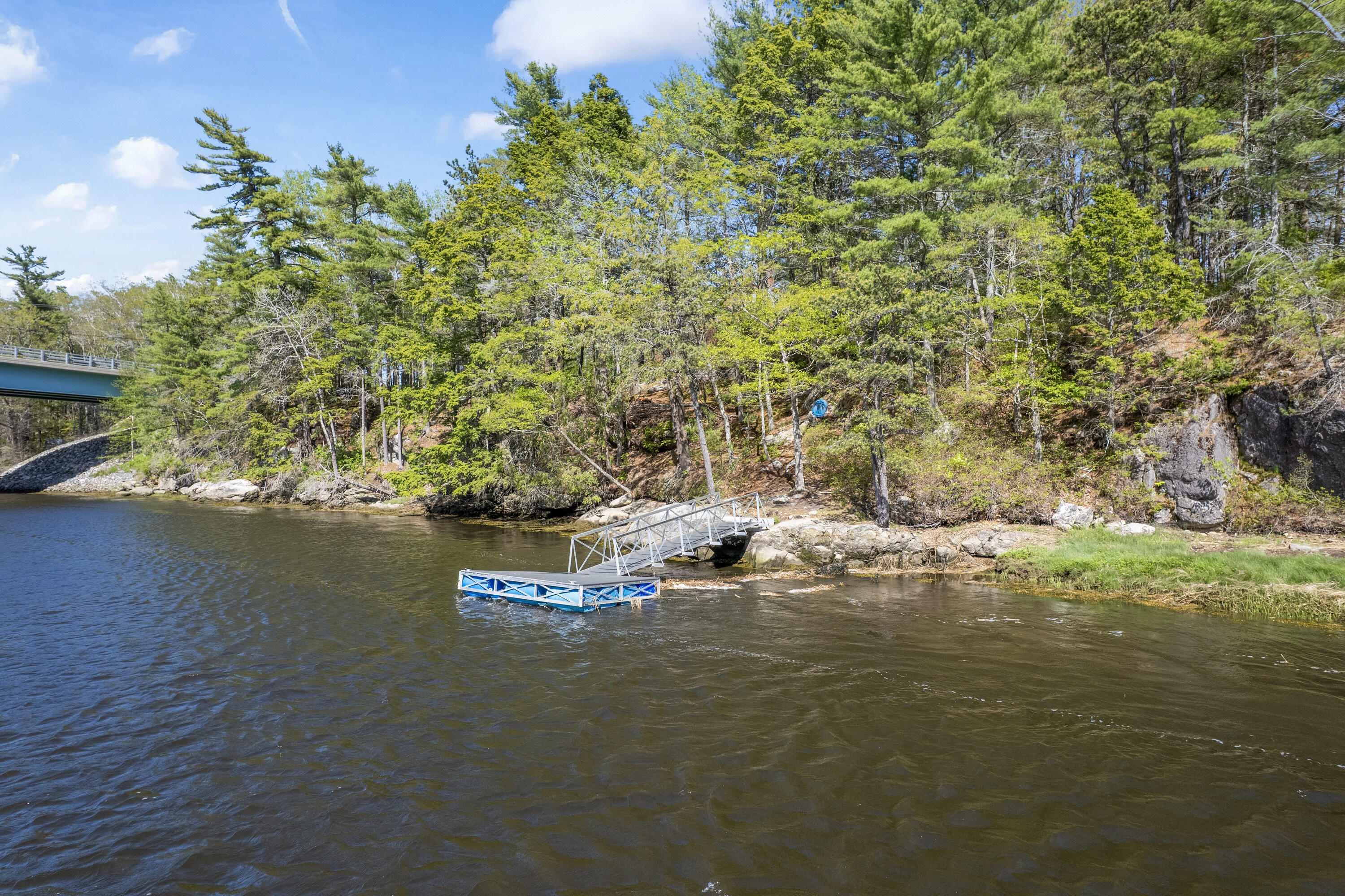 11 Pitch Pine Lane