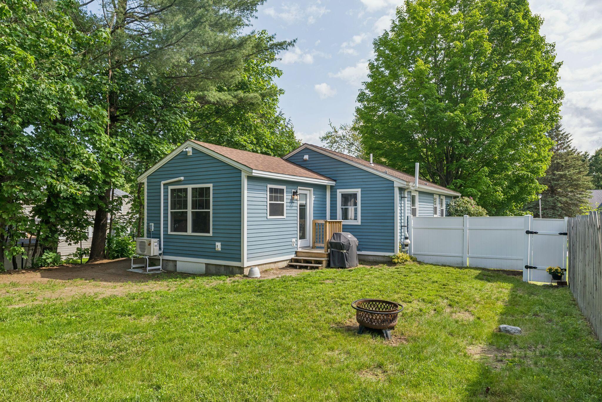 11 Meadow Lane