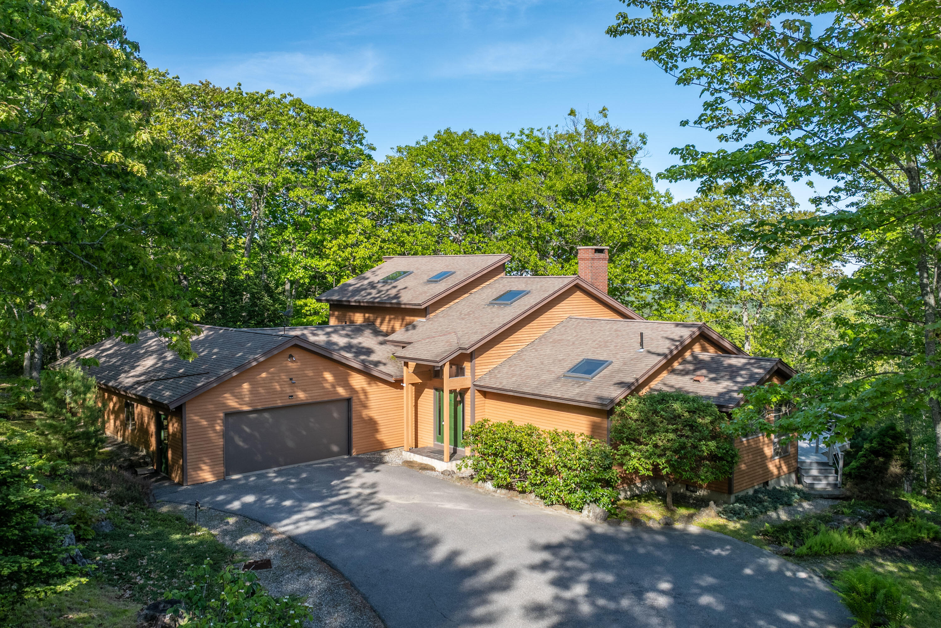 5 Spring Mountain Drive