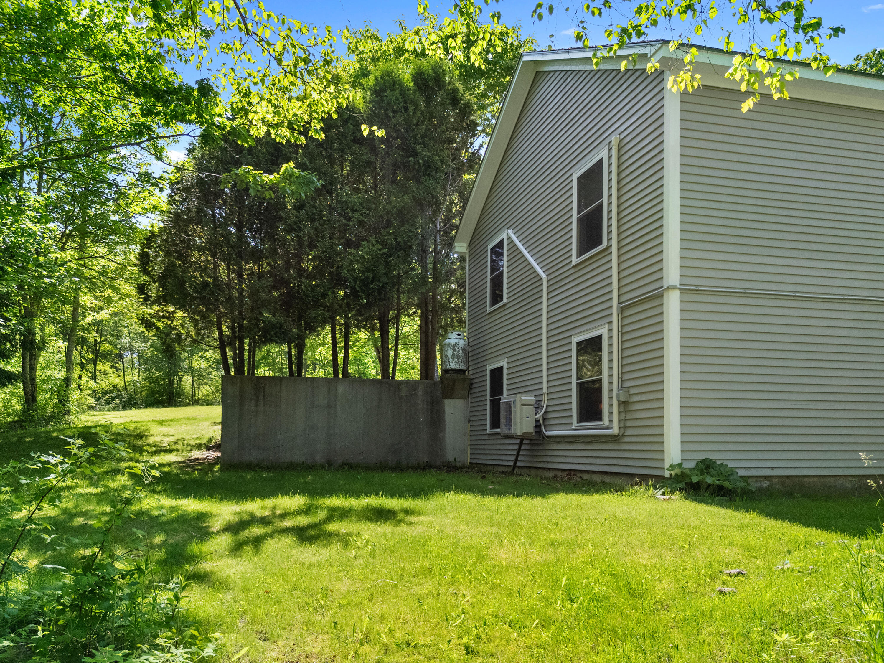 986 Finntown Road