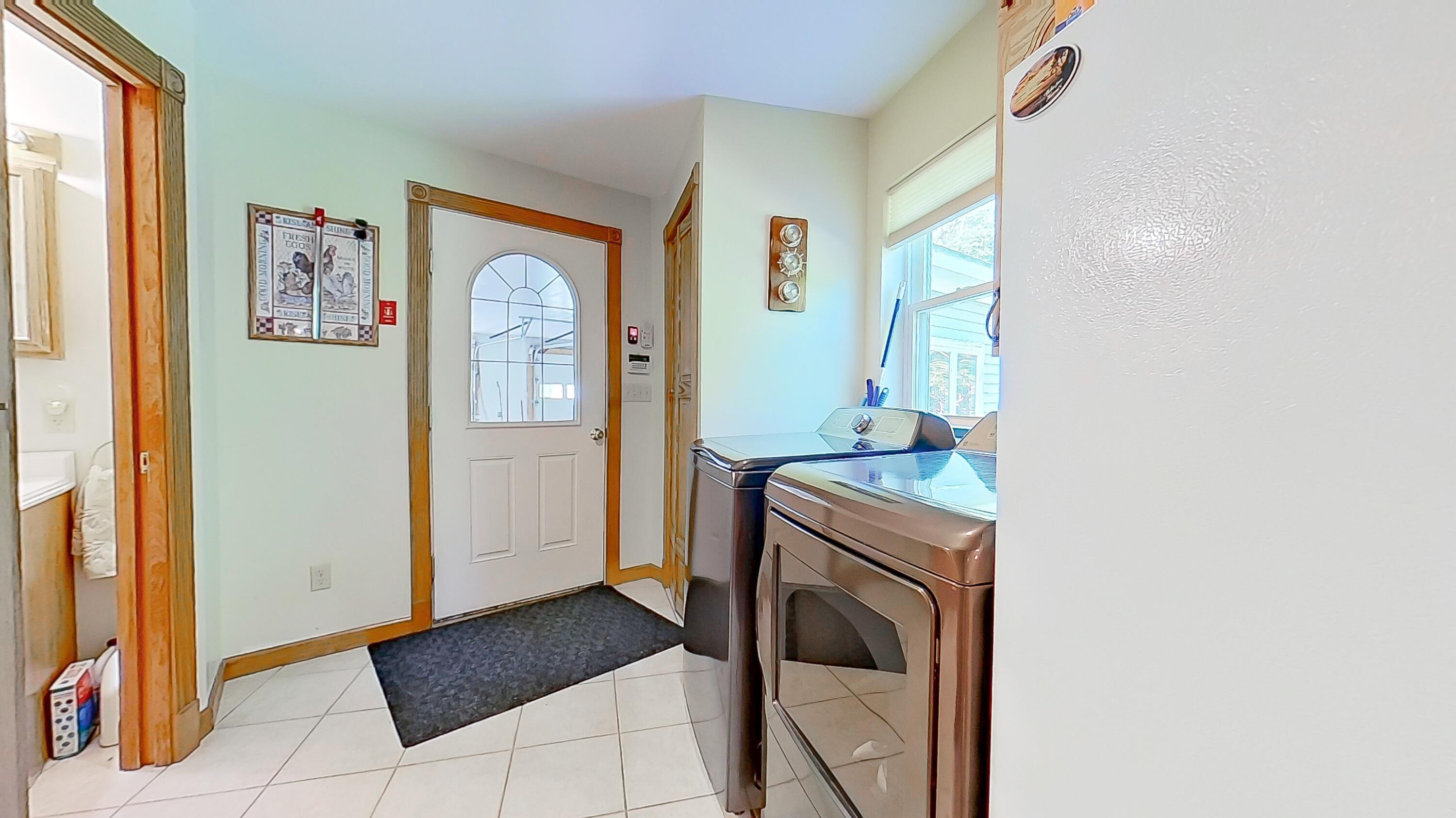 986 Finntown Road