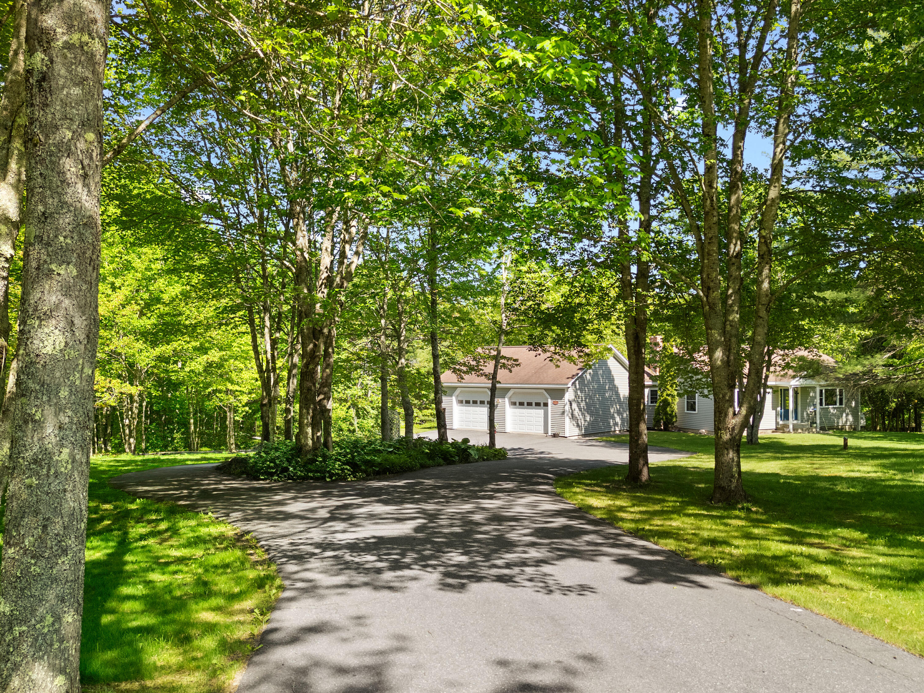 986 Finntown Road