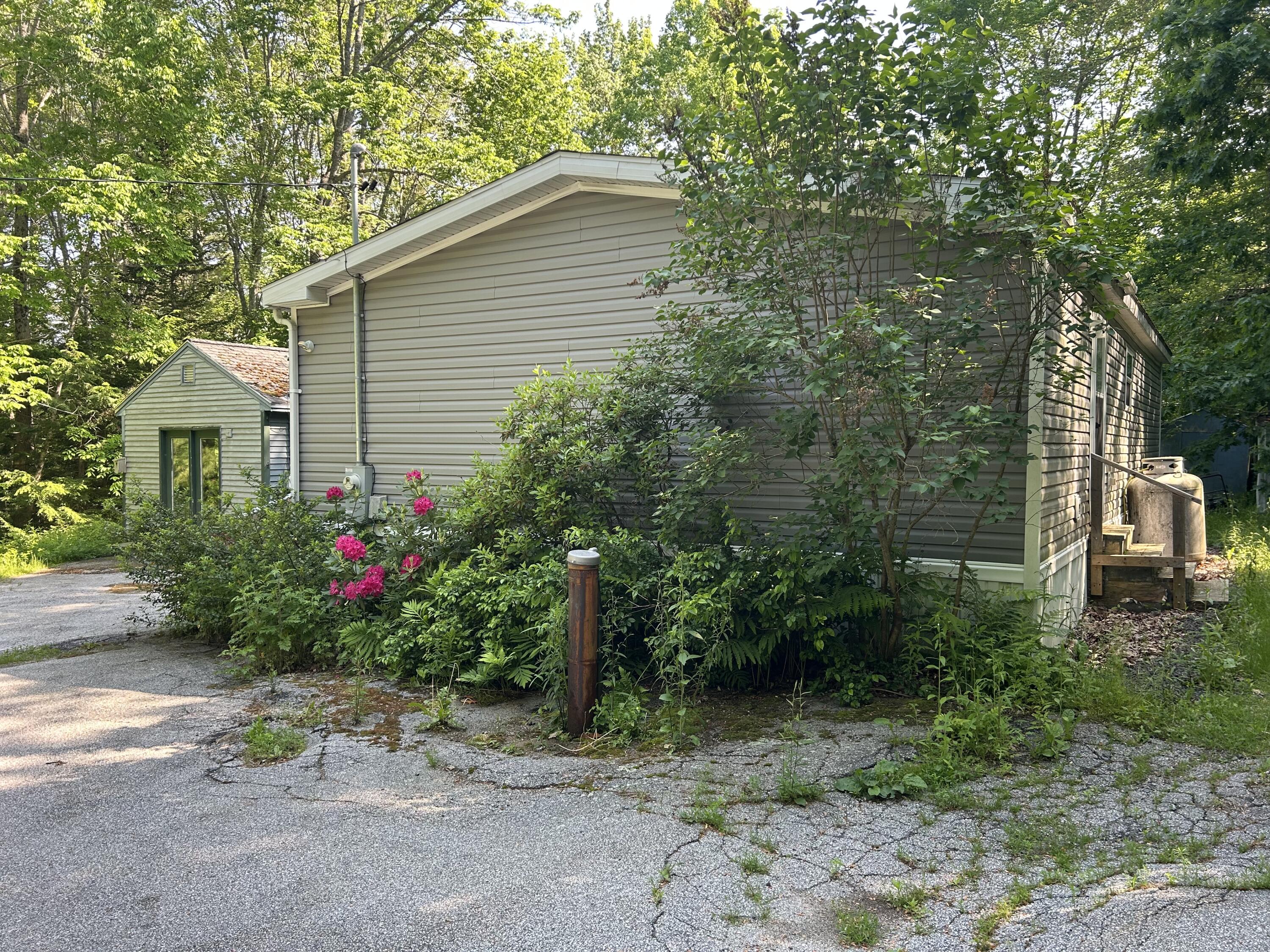 58 Hosmer Pond Road