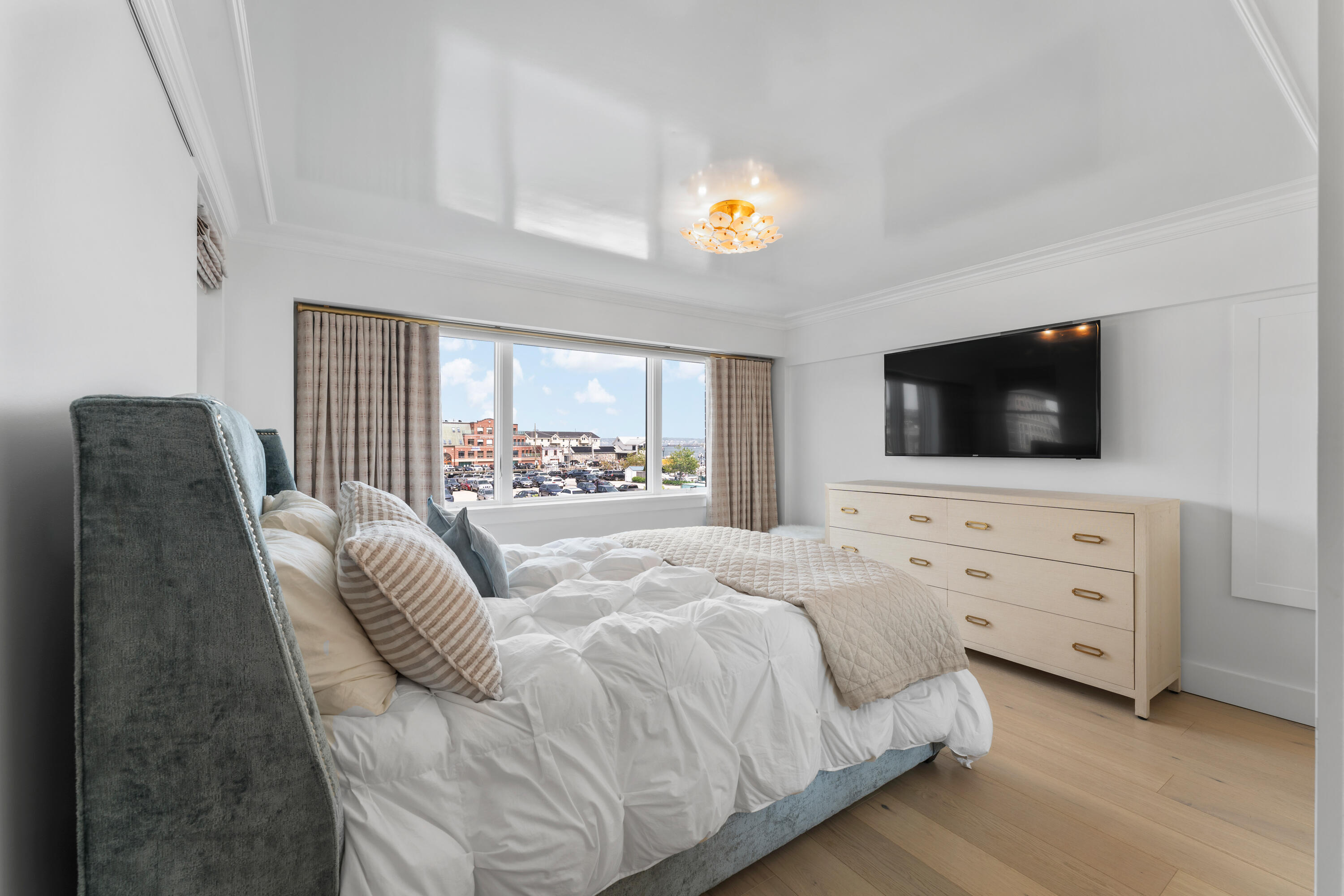 710 Chandlers Wharf 710