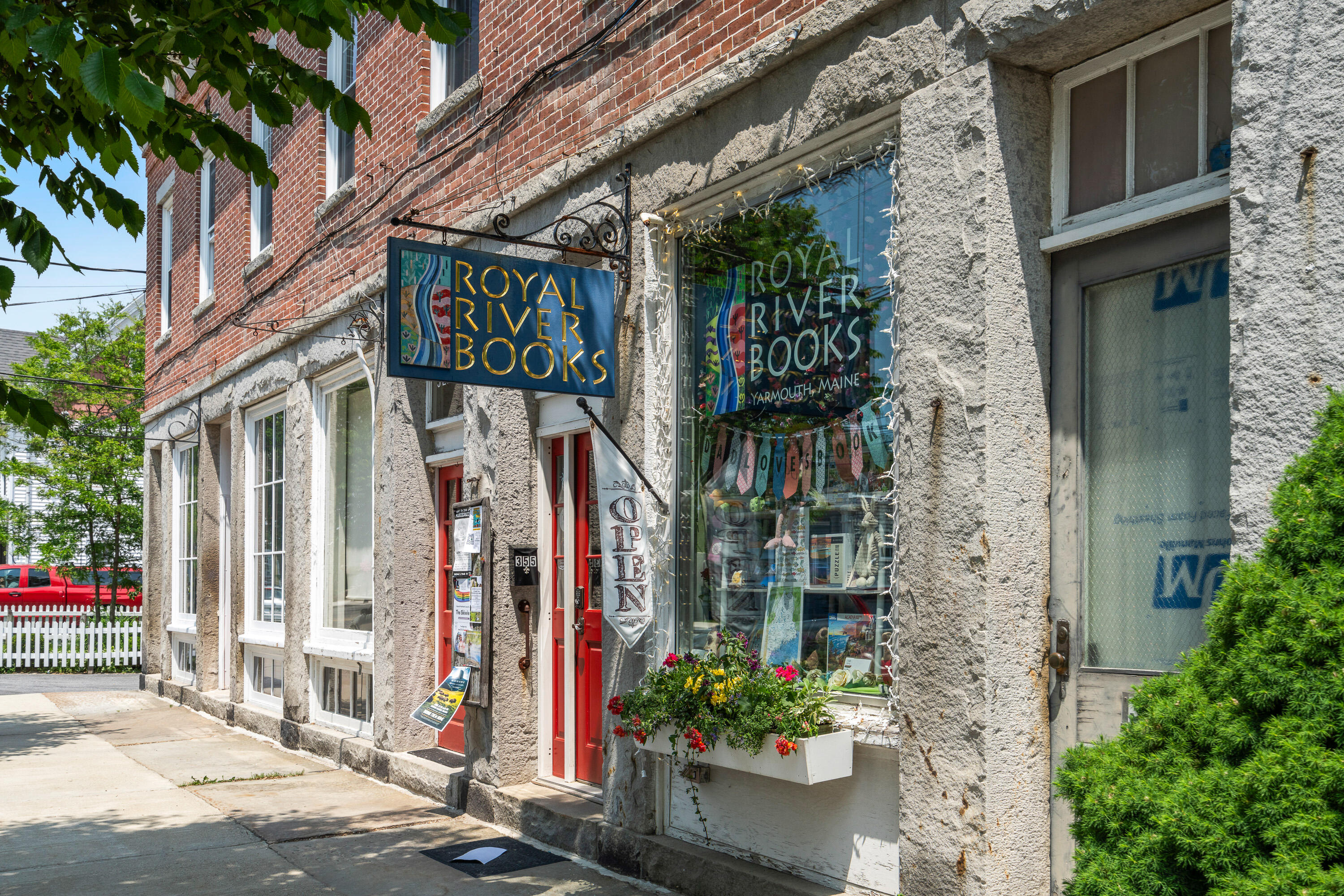 172 Lafayette Street