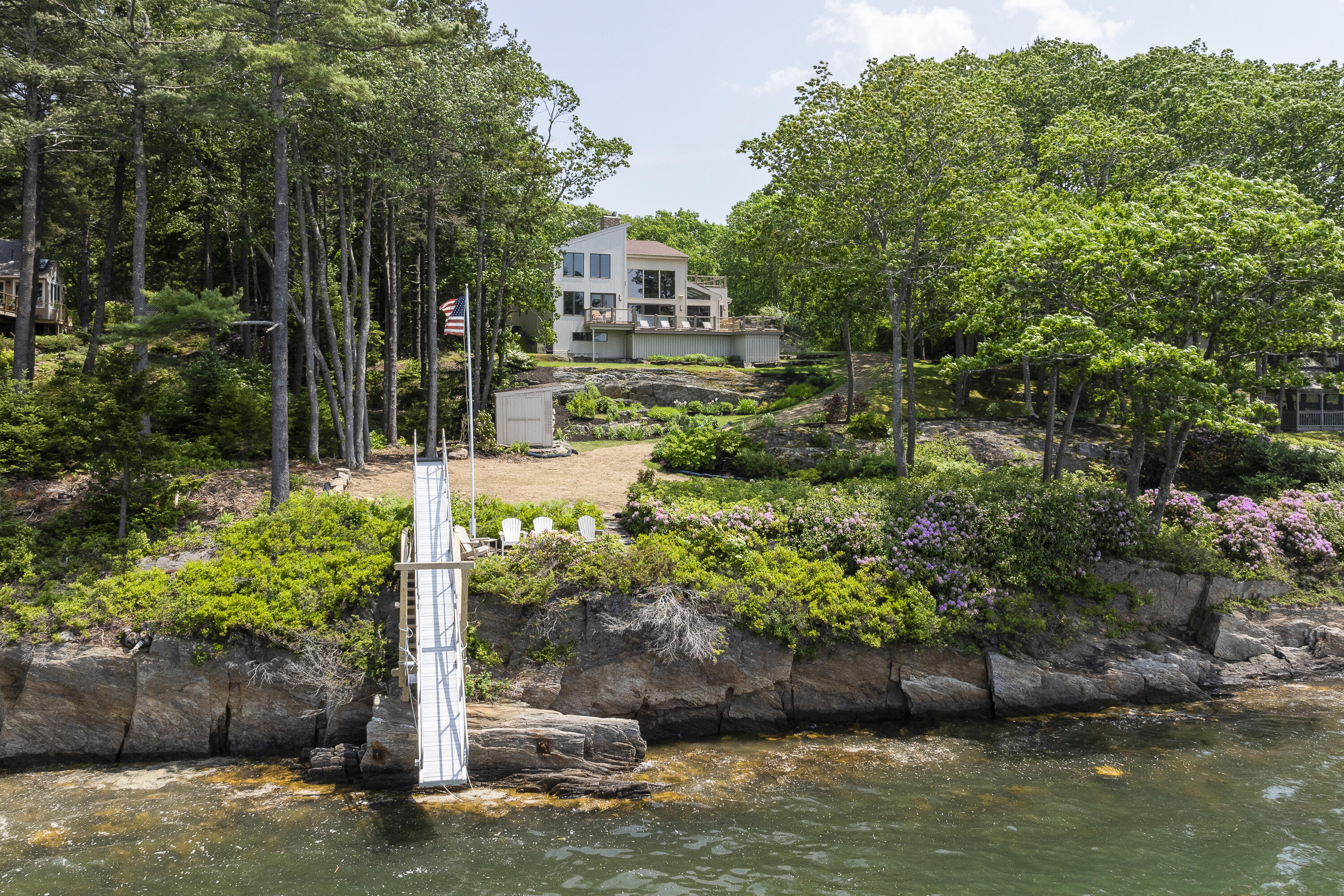 52 Lombos Hole Road