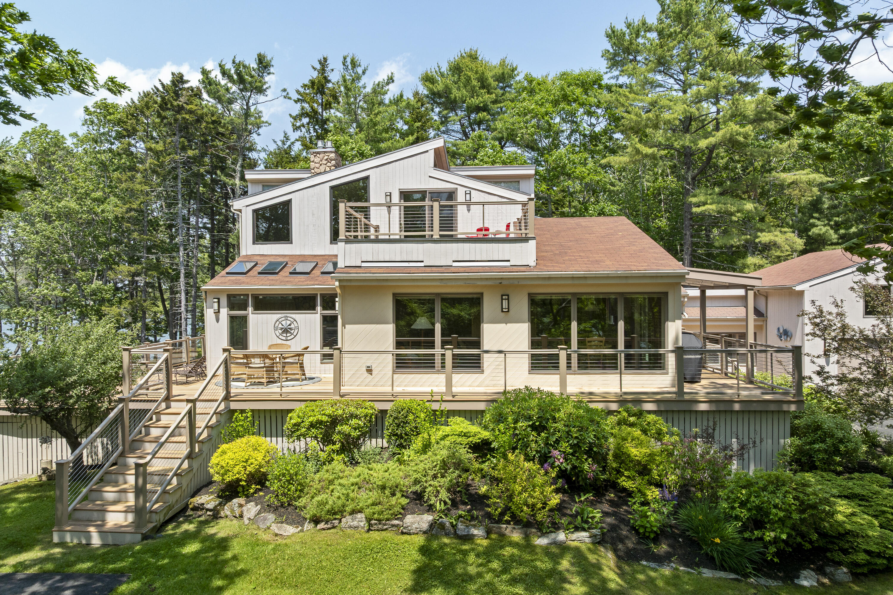 52 Lombos Hole Road