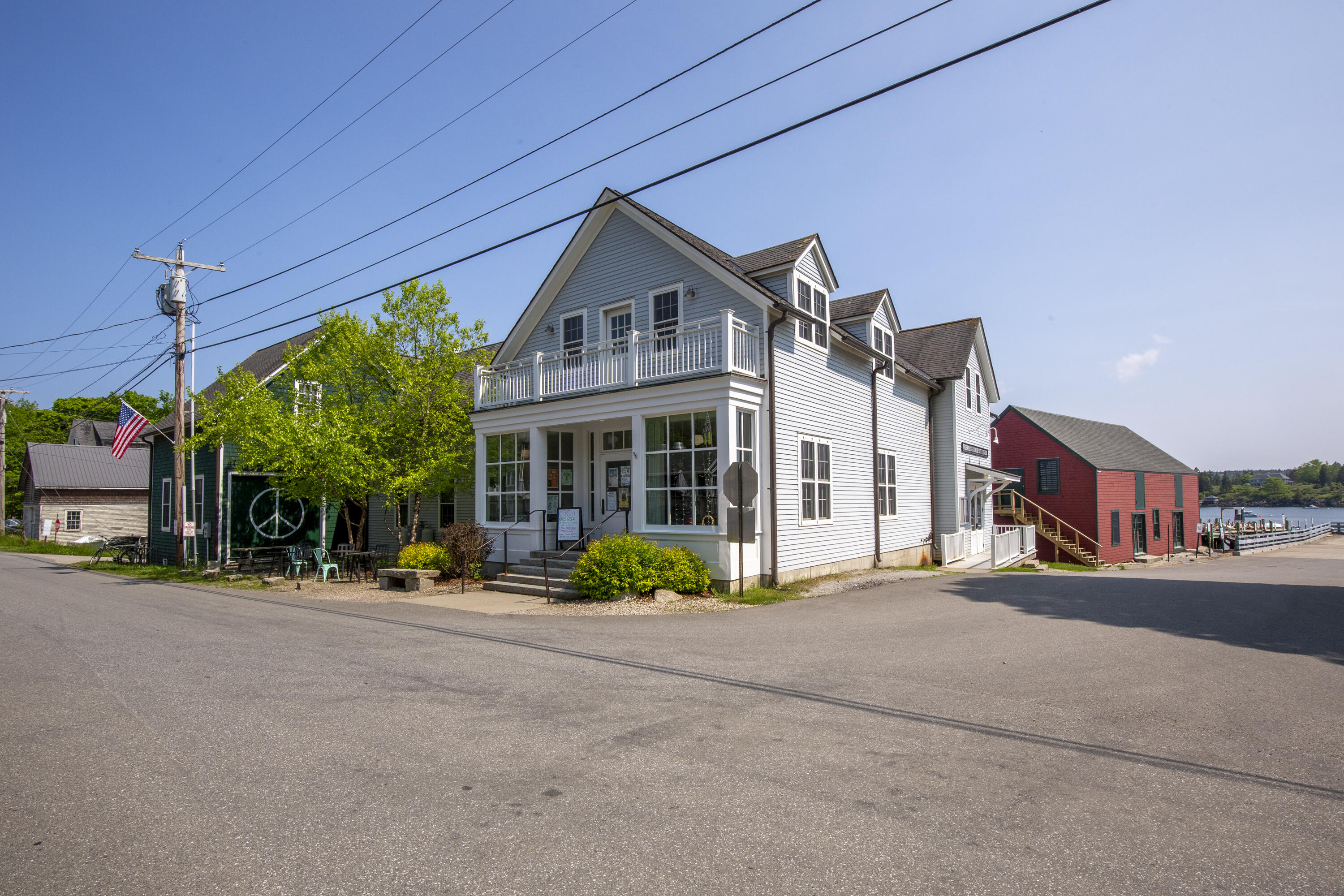 92 Main Street