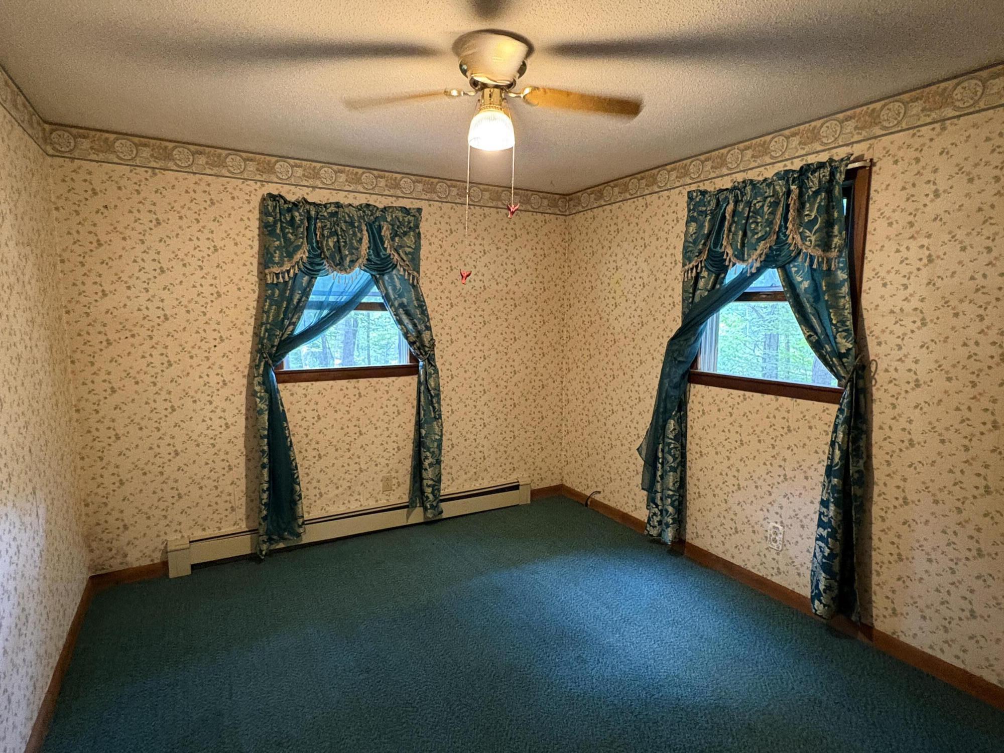 16 Evergreen Estates Road