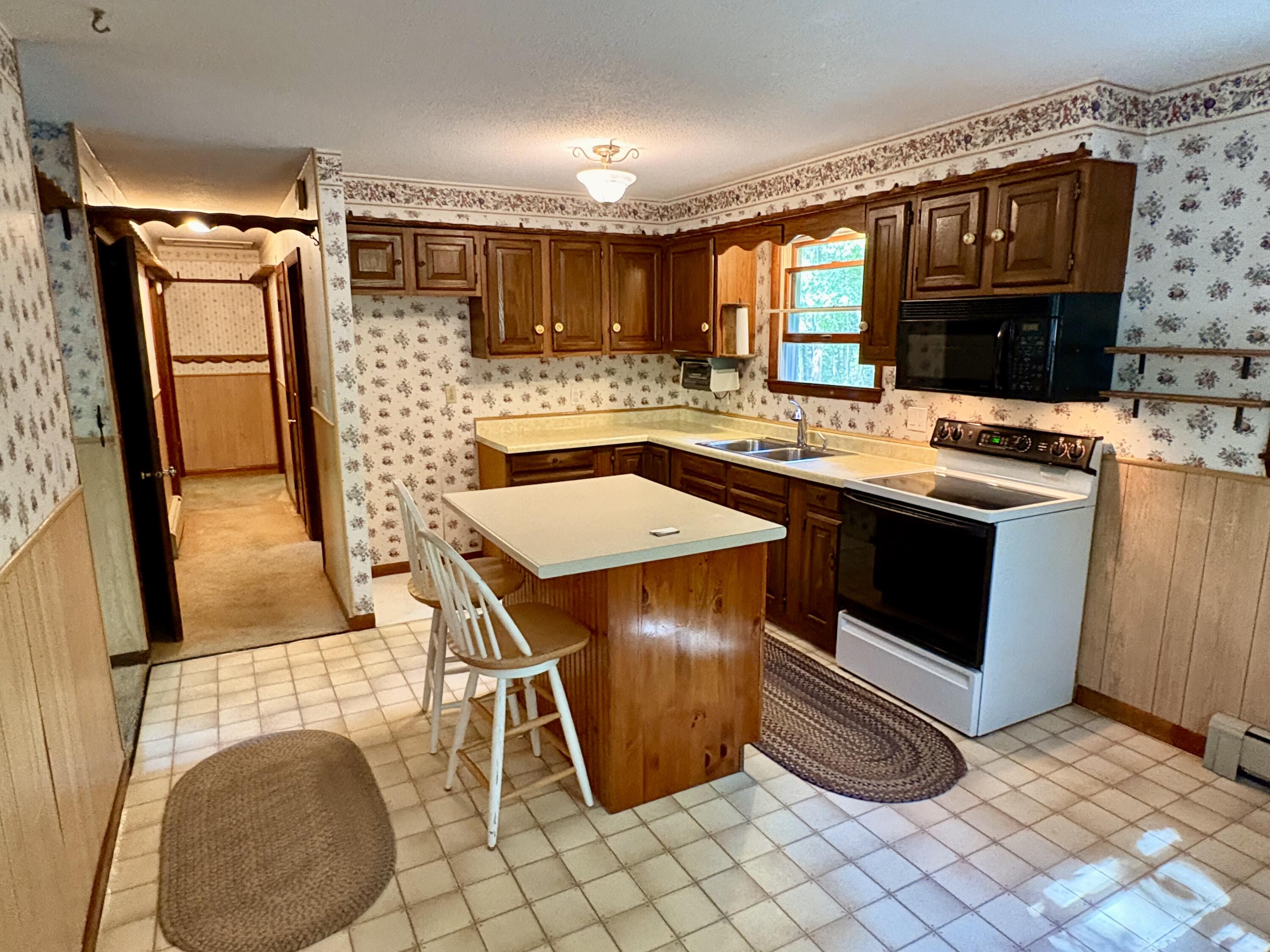 16 Evergreen Estates Road