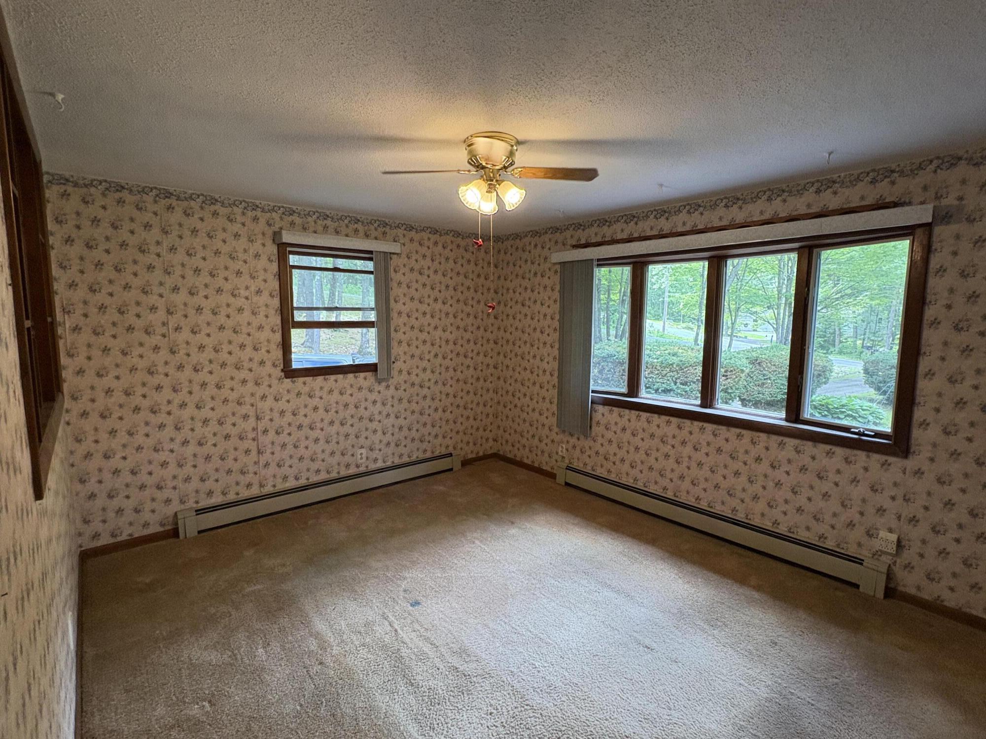 16 Evergreen Estates Road