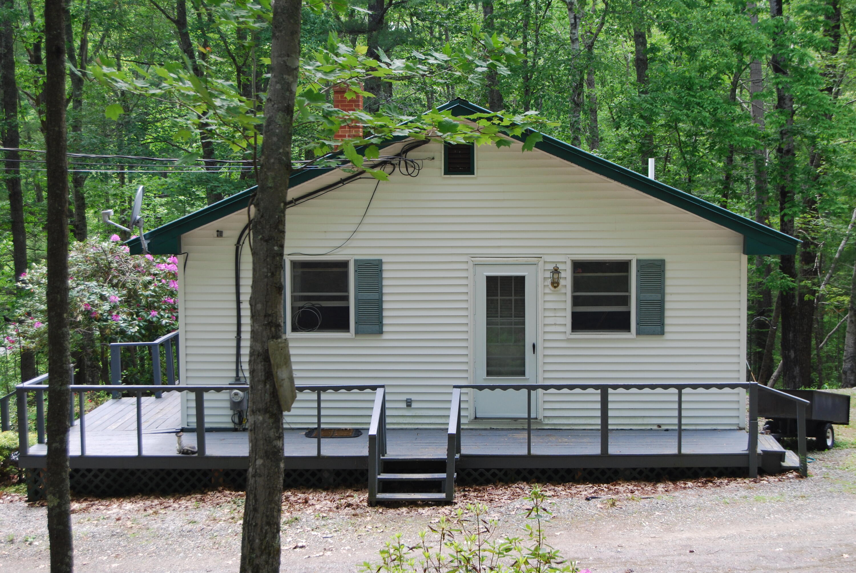 16 Evergreen Estates Road