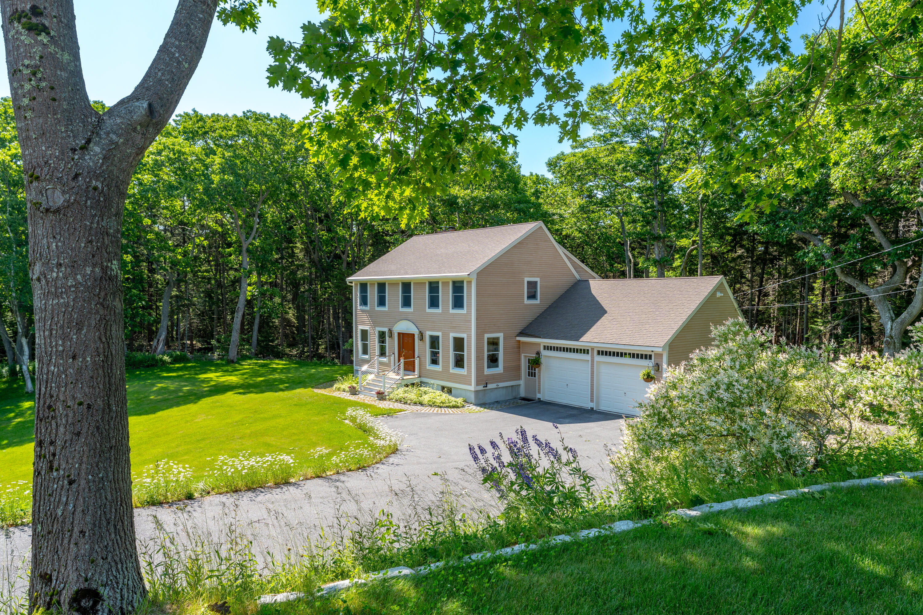 175 Two Lights Road