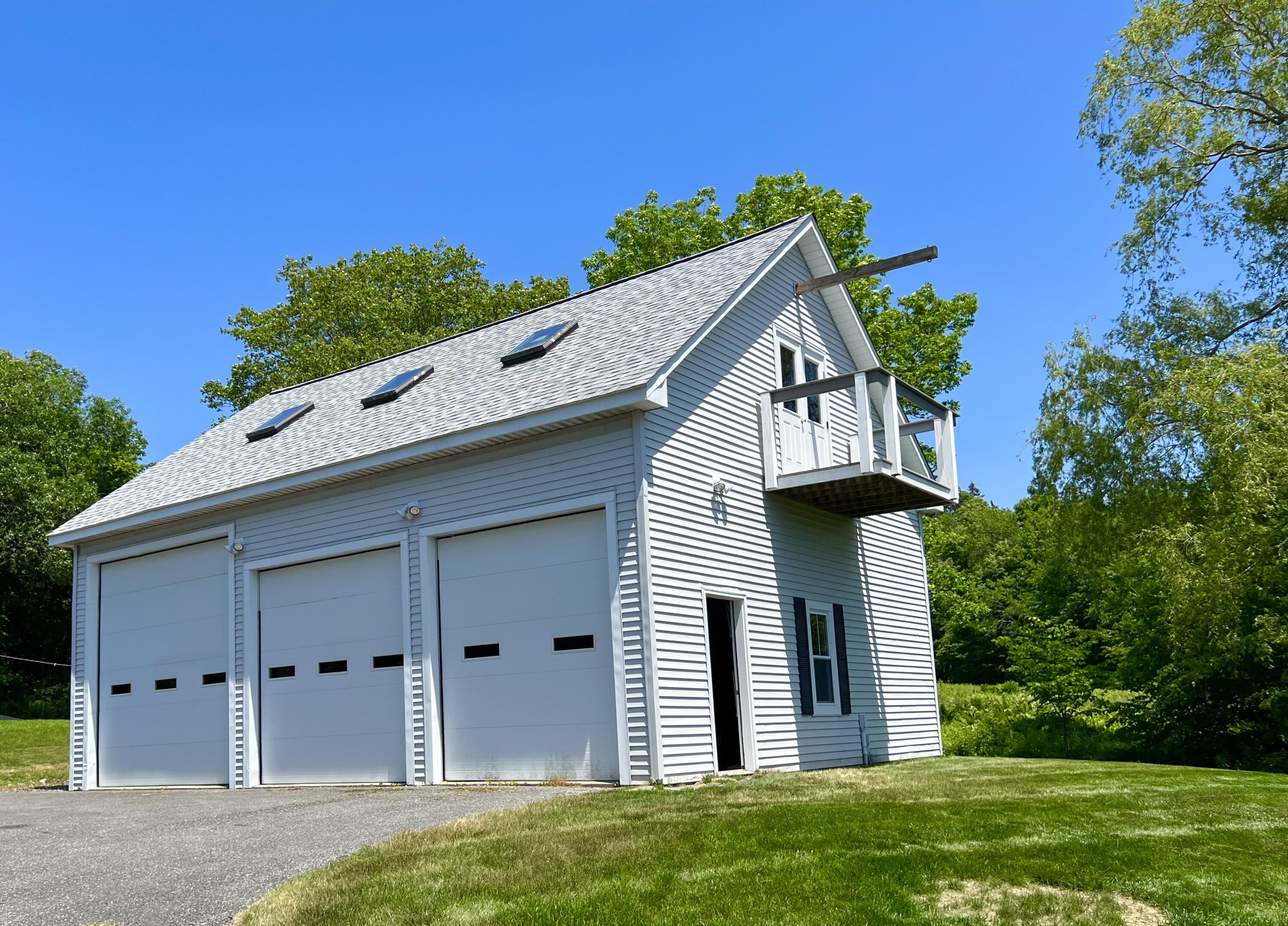 89 Clark Point Road