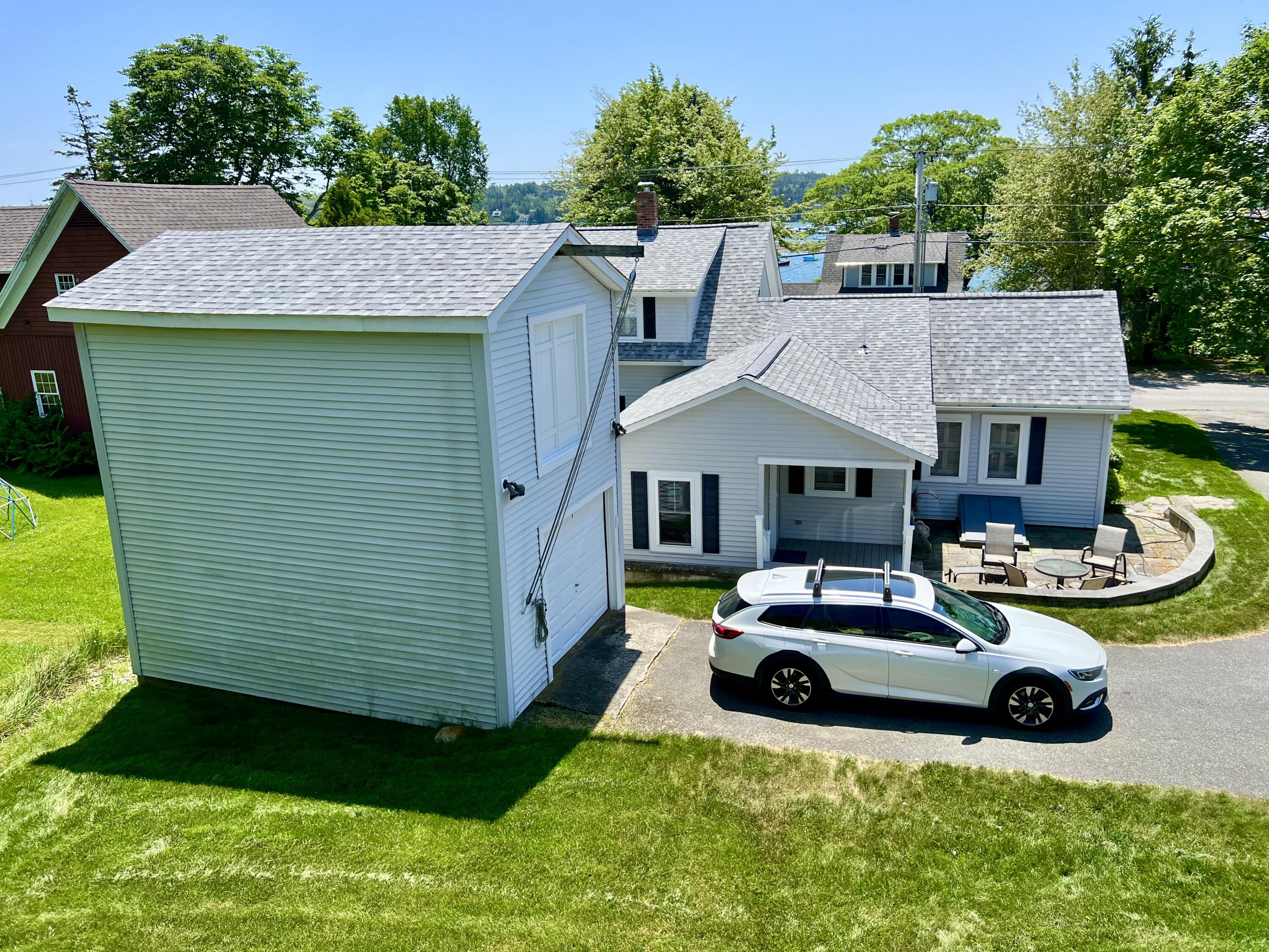 89 Clark Point Road