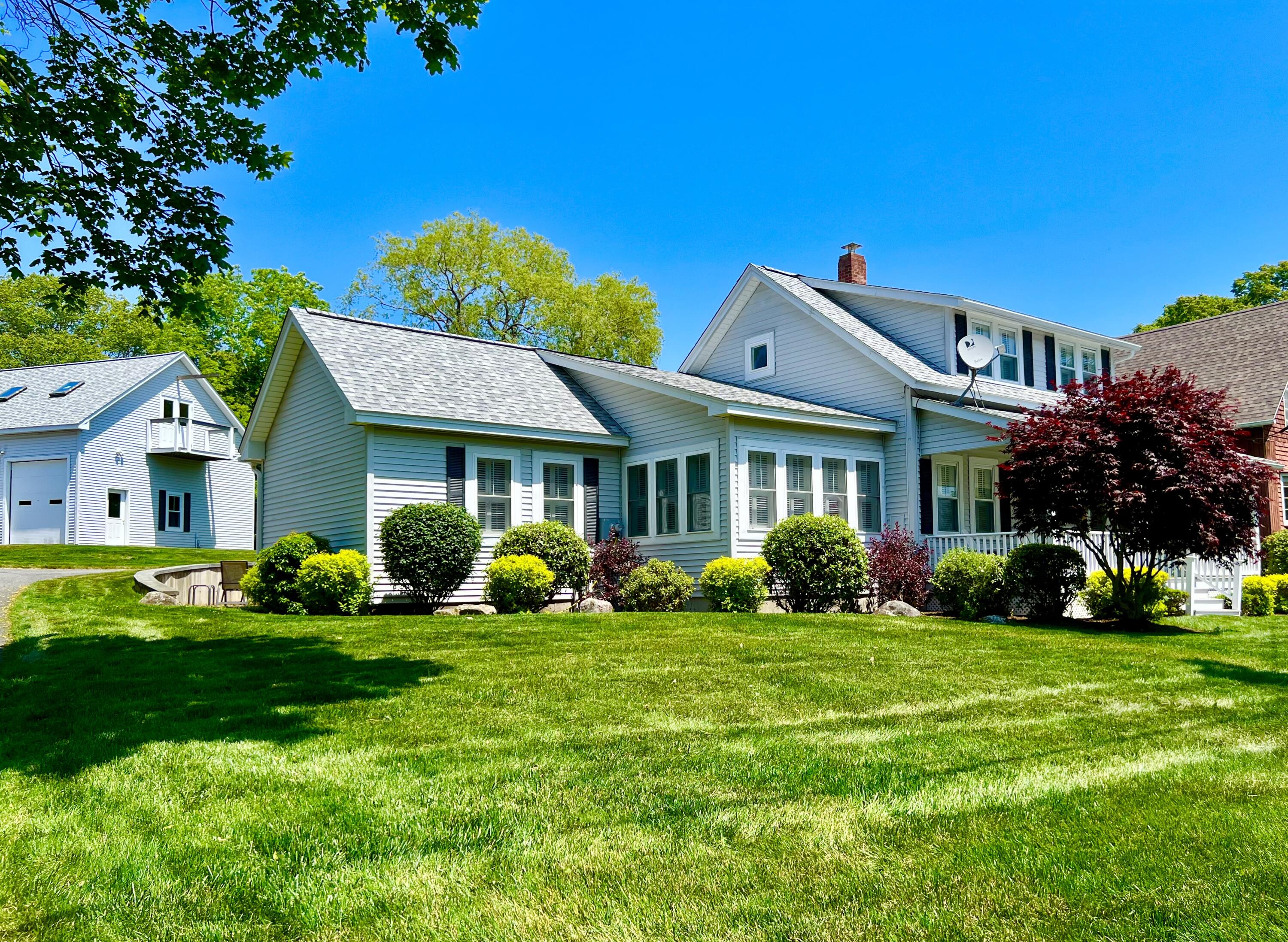 89 Clark Point Road