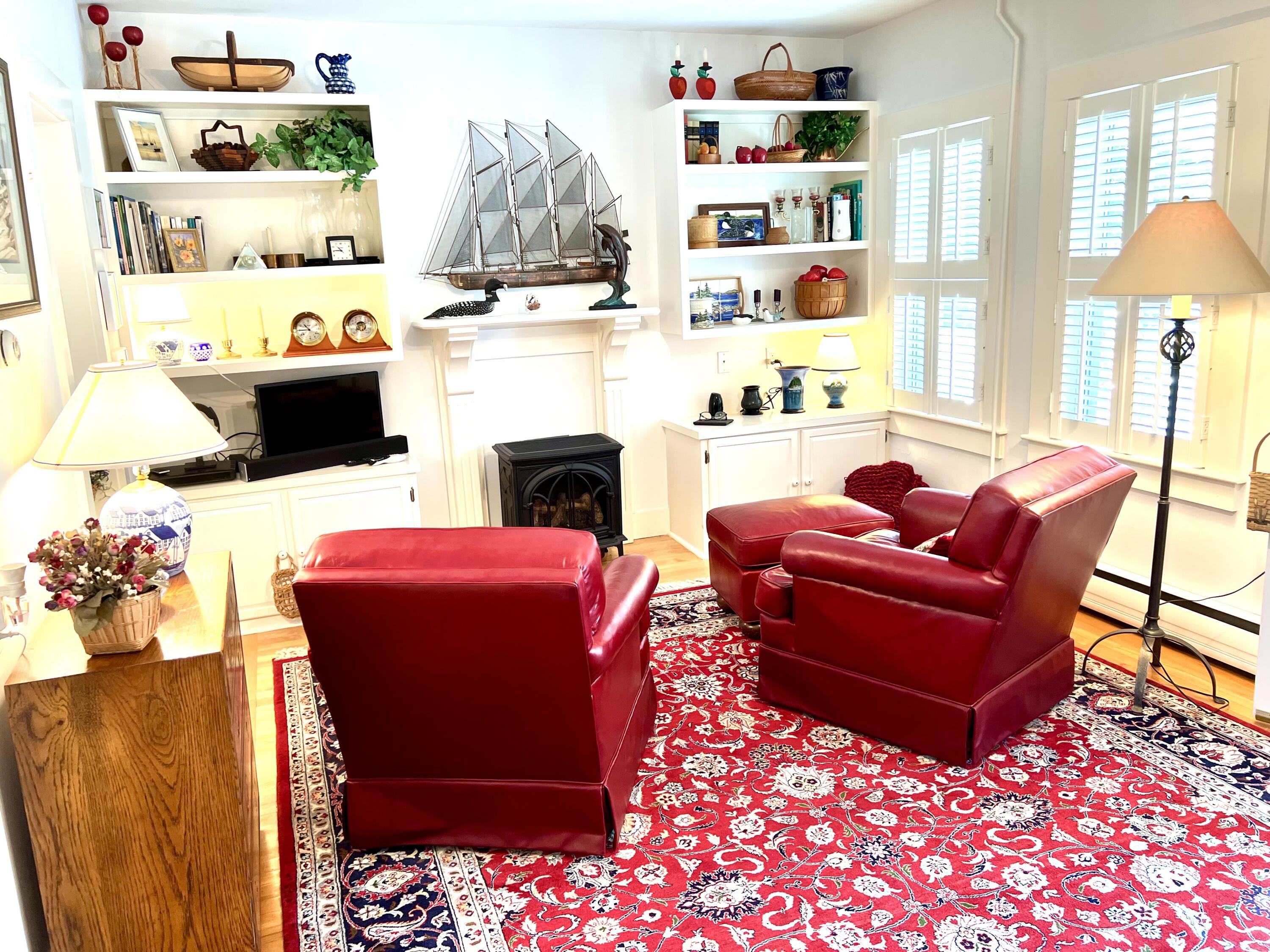 89 Clark Point Road