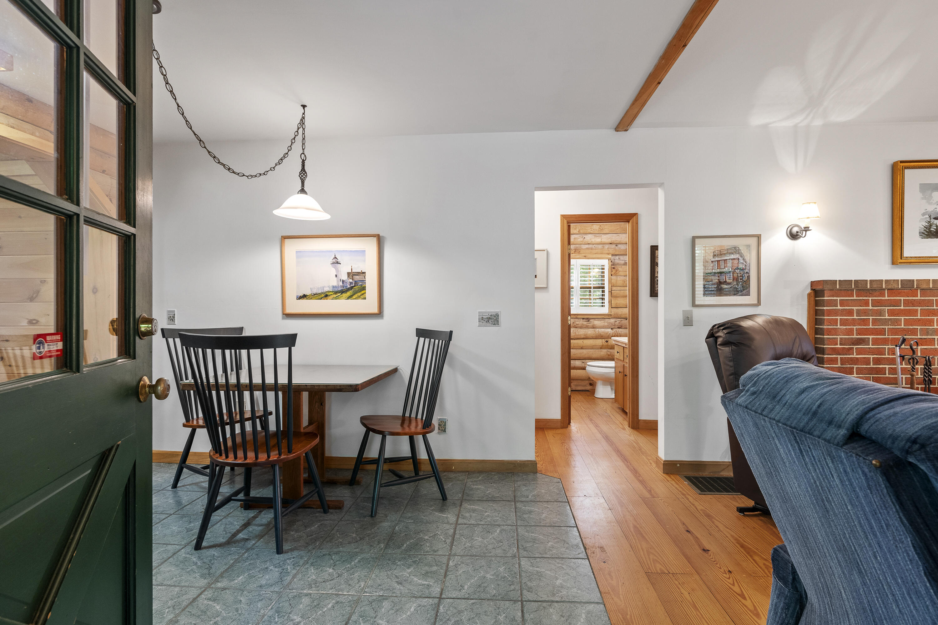 19 Fox Lane