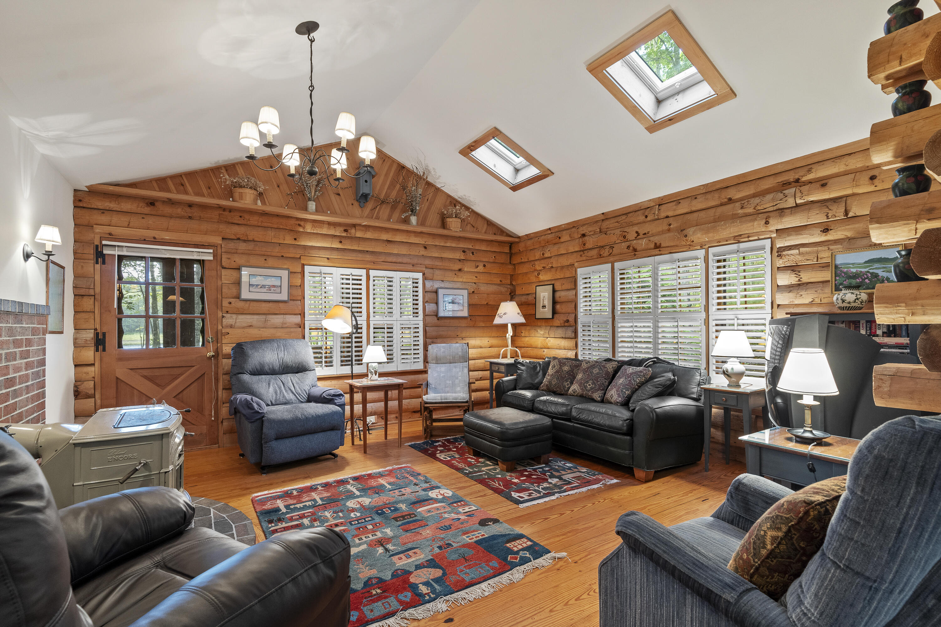 19 Fox Lane