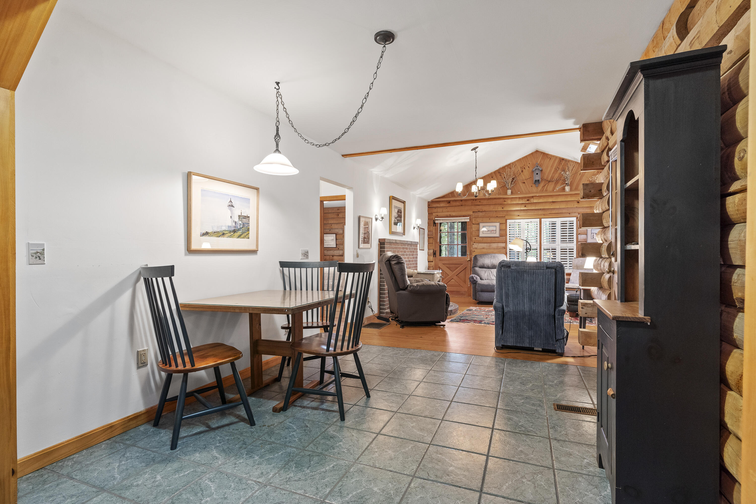 19 Fox Lane