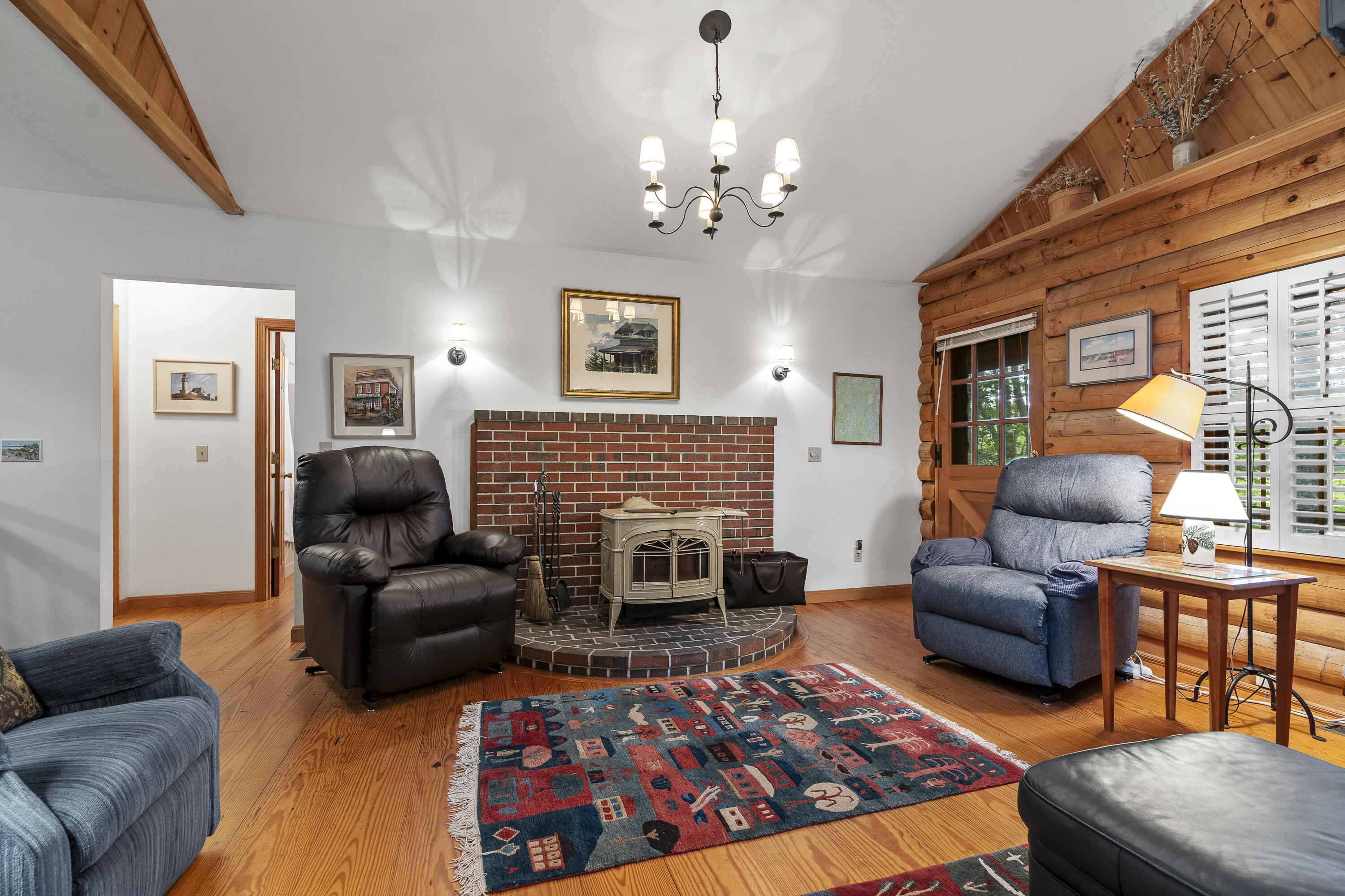 19 Fox Lane