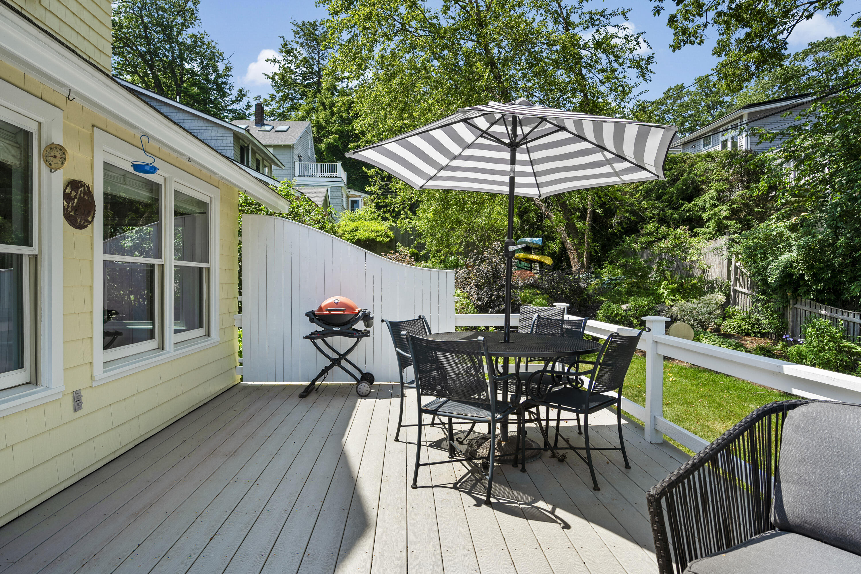 28 Pine Lane