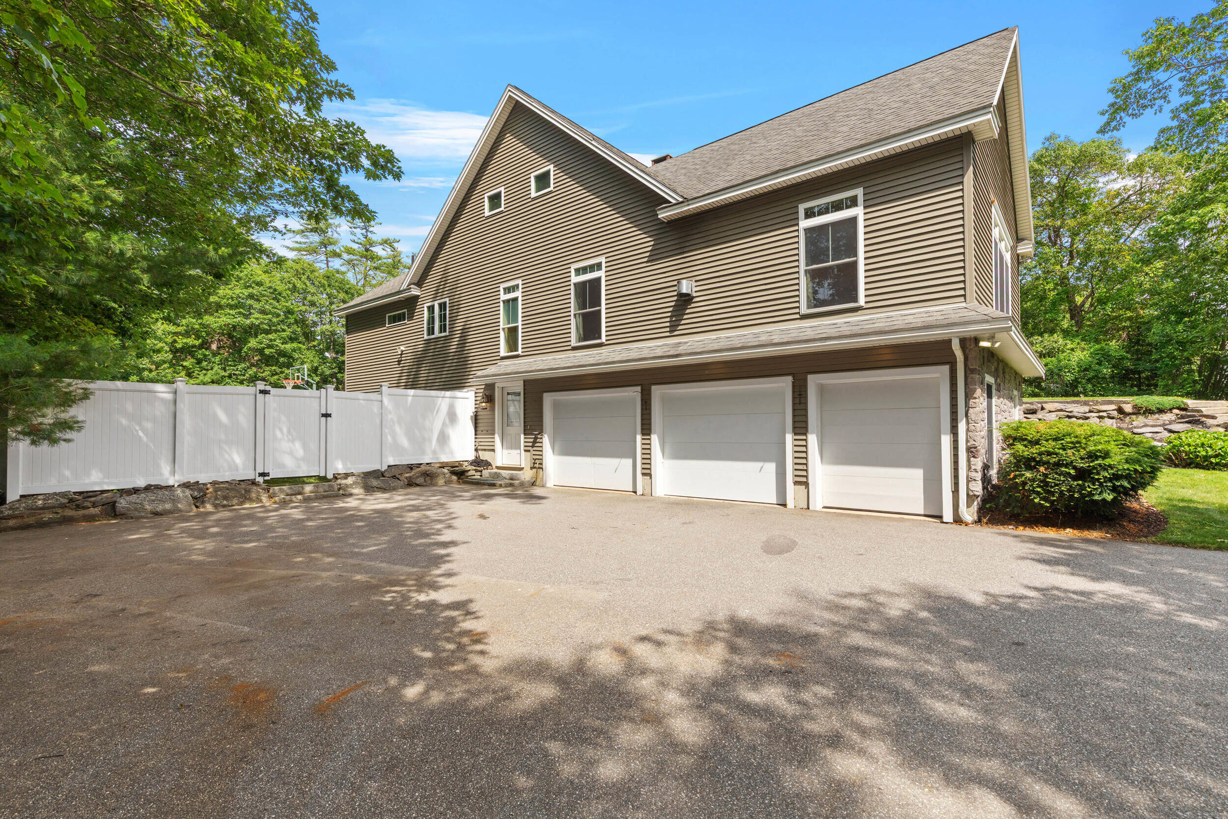 18 Colchester Drive