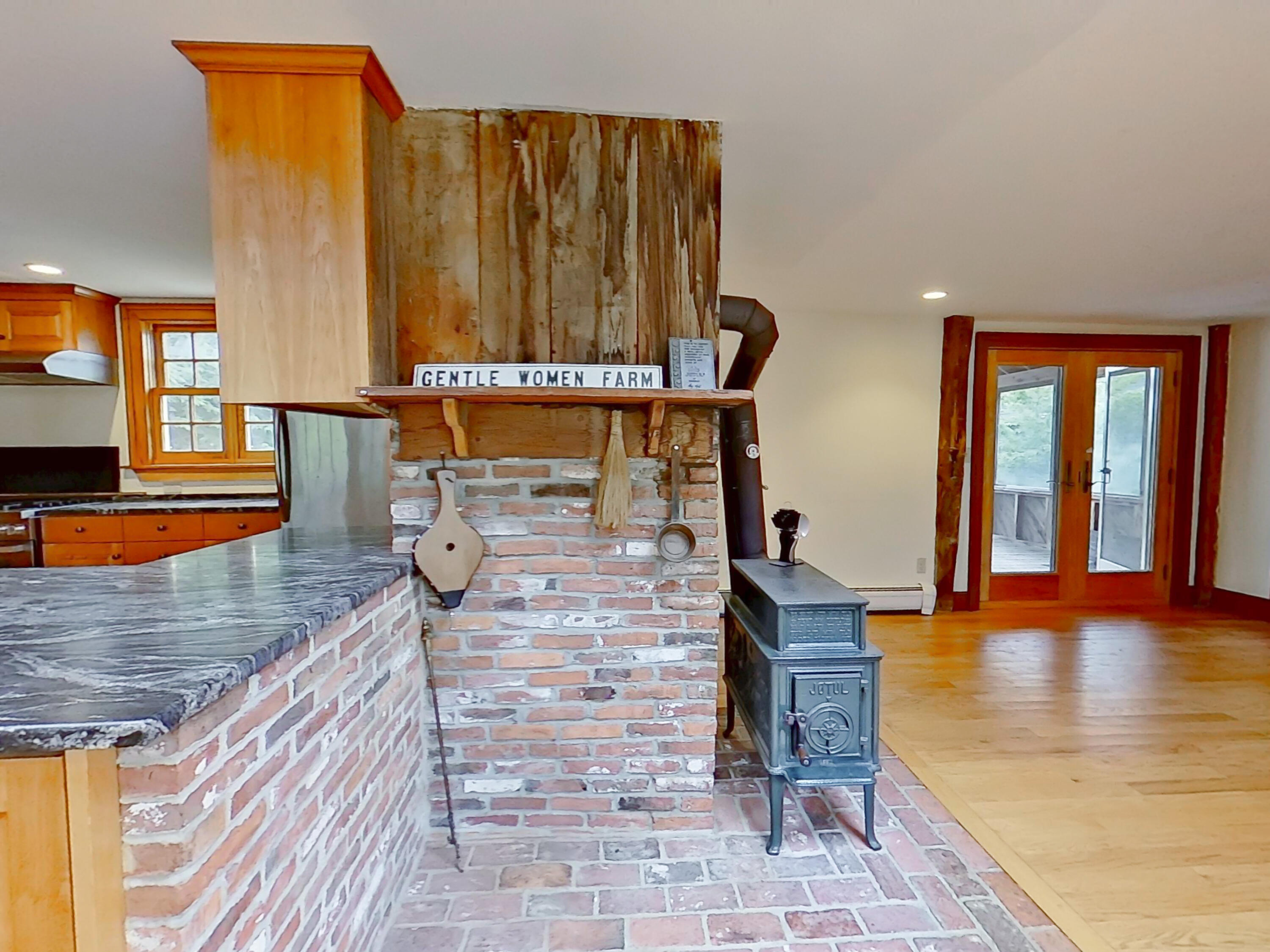 549 Litchfield Road