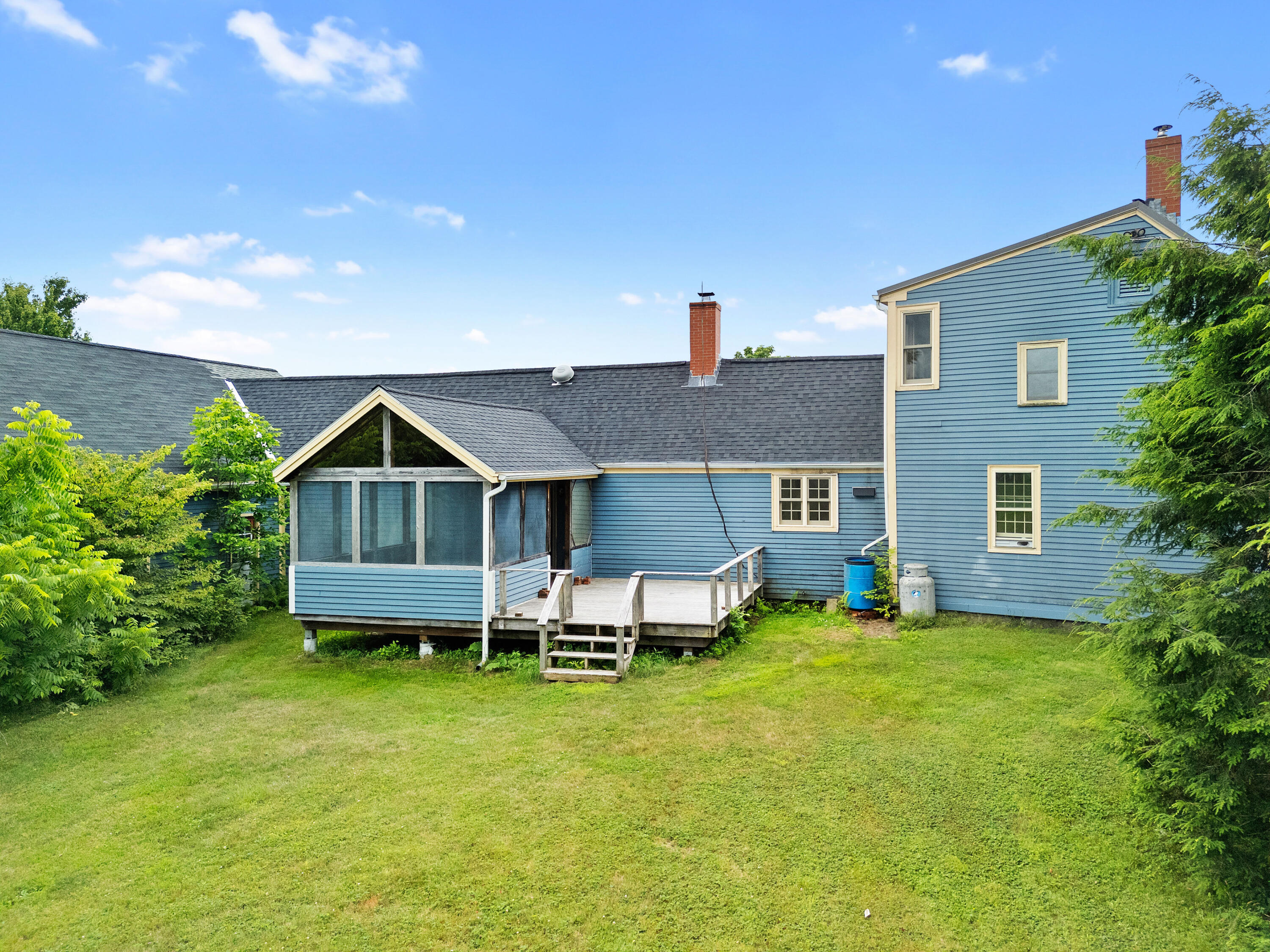 549 Litchfield Road