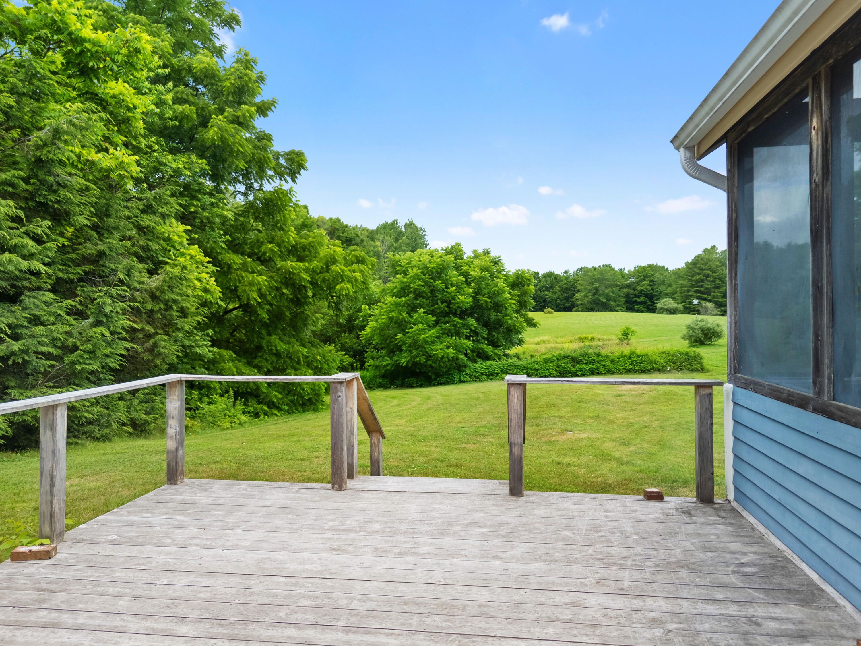 549 Litchfield Road